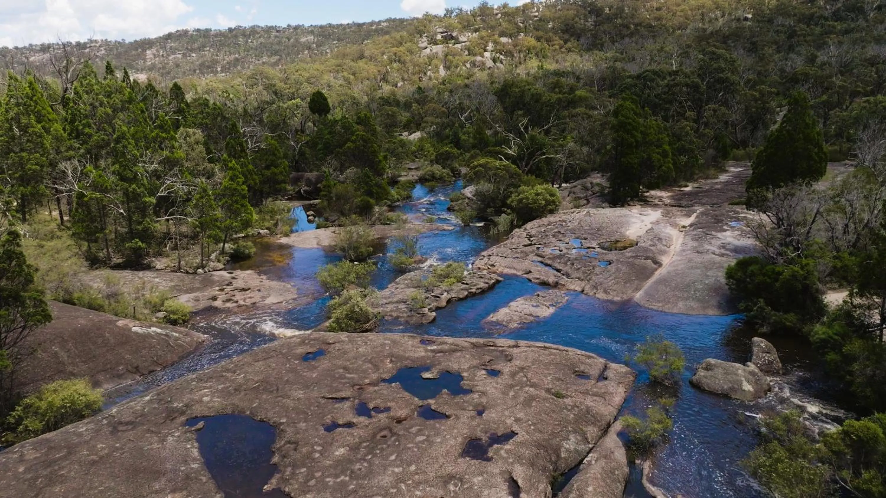 Hiking in 31 The Rocks