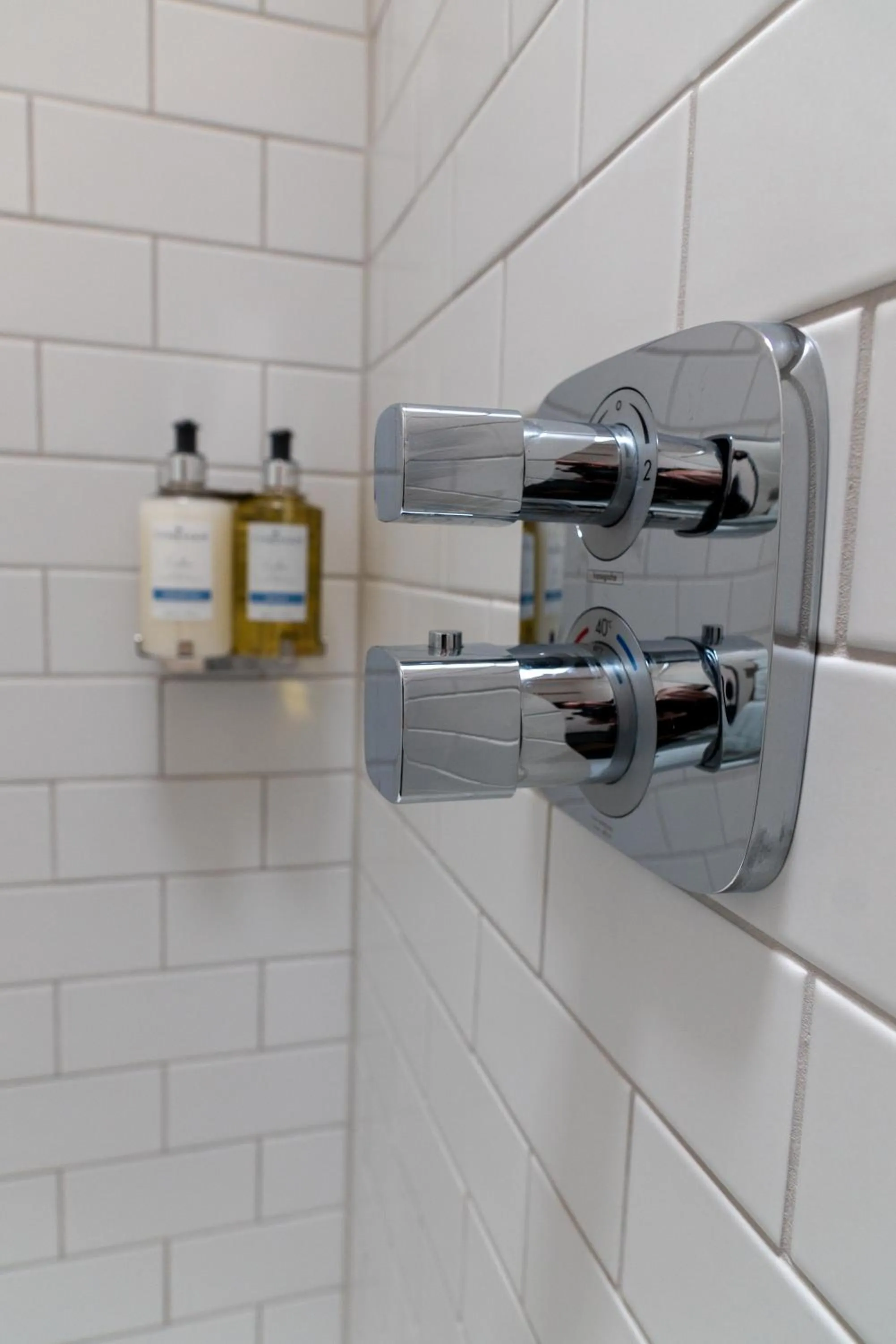 Bathroom in The Chequers at Burcot