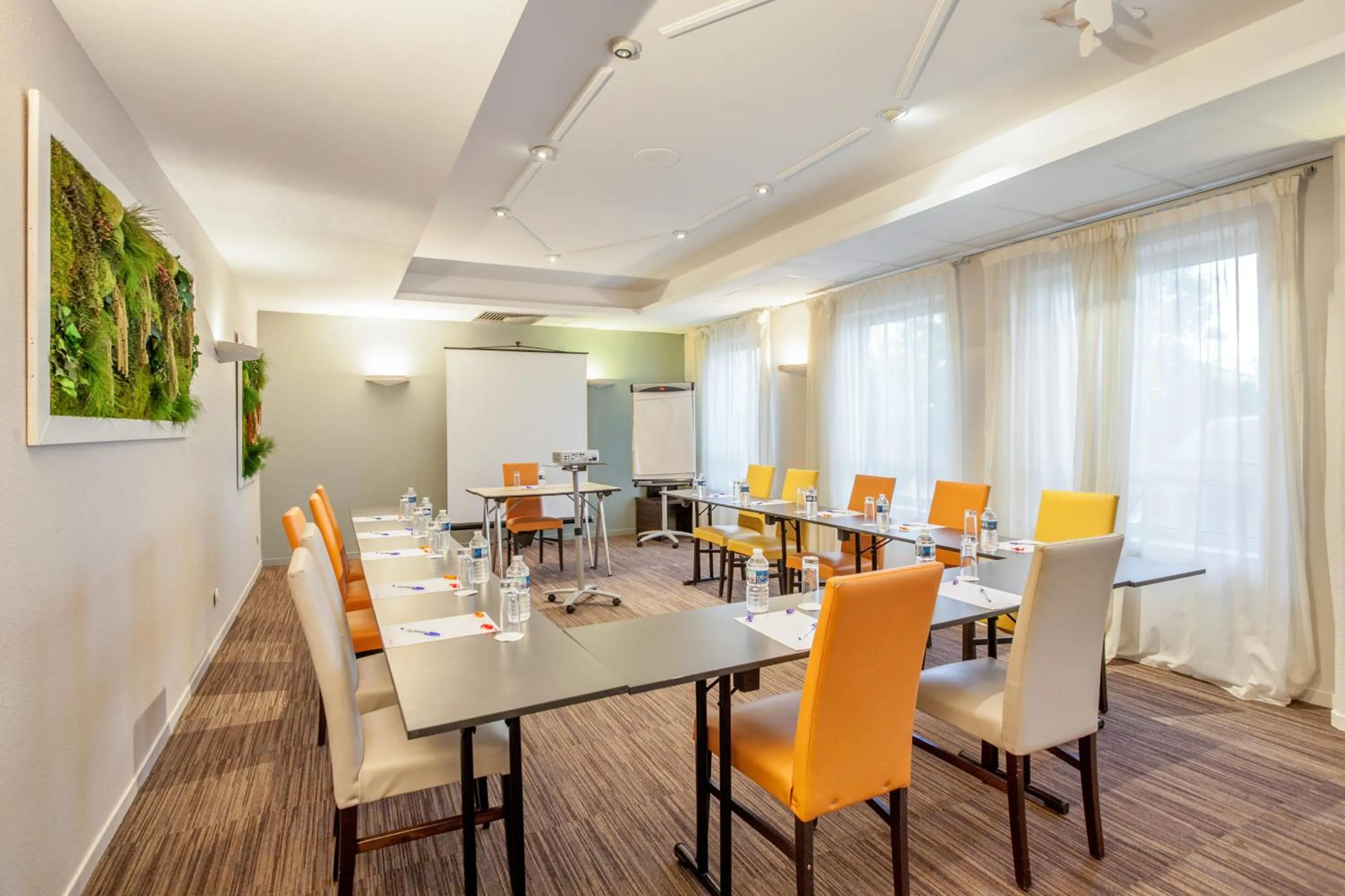 Meeting/conference room in Appart'City Classic Genève - Gaillard