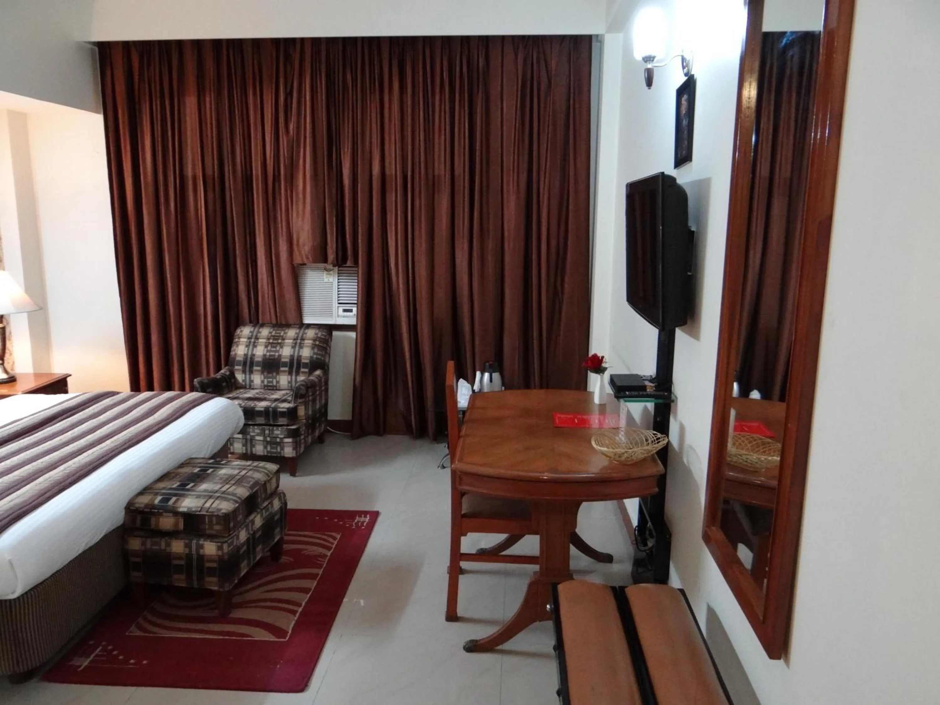 Decorative detail in Angel Residency