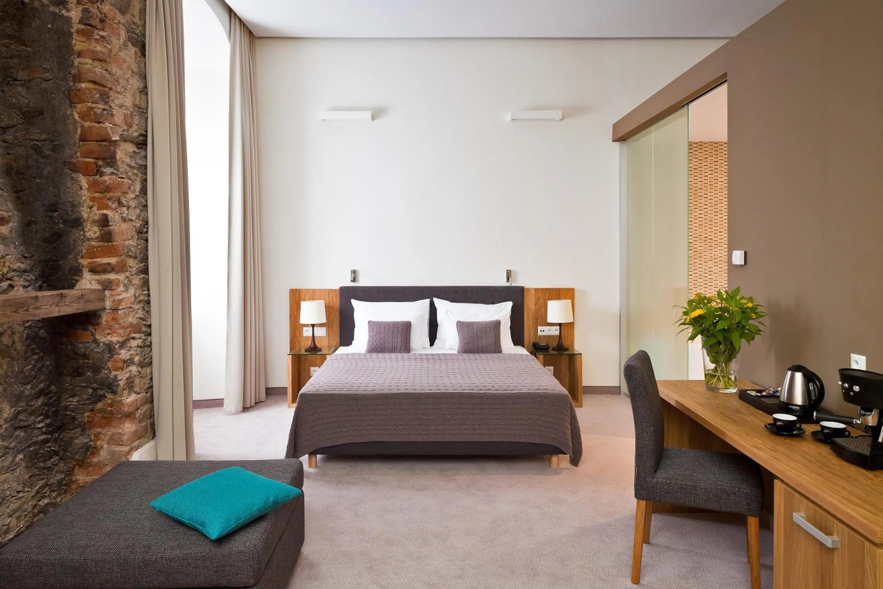 Bed in Uroczysko Siedmiu Stawów & Spa by L'Occitane