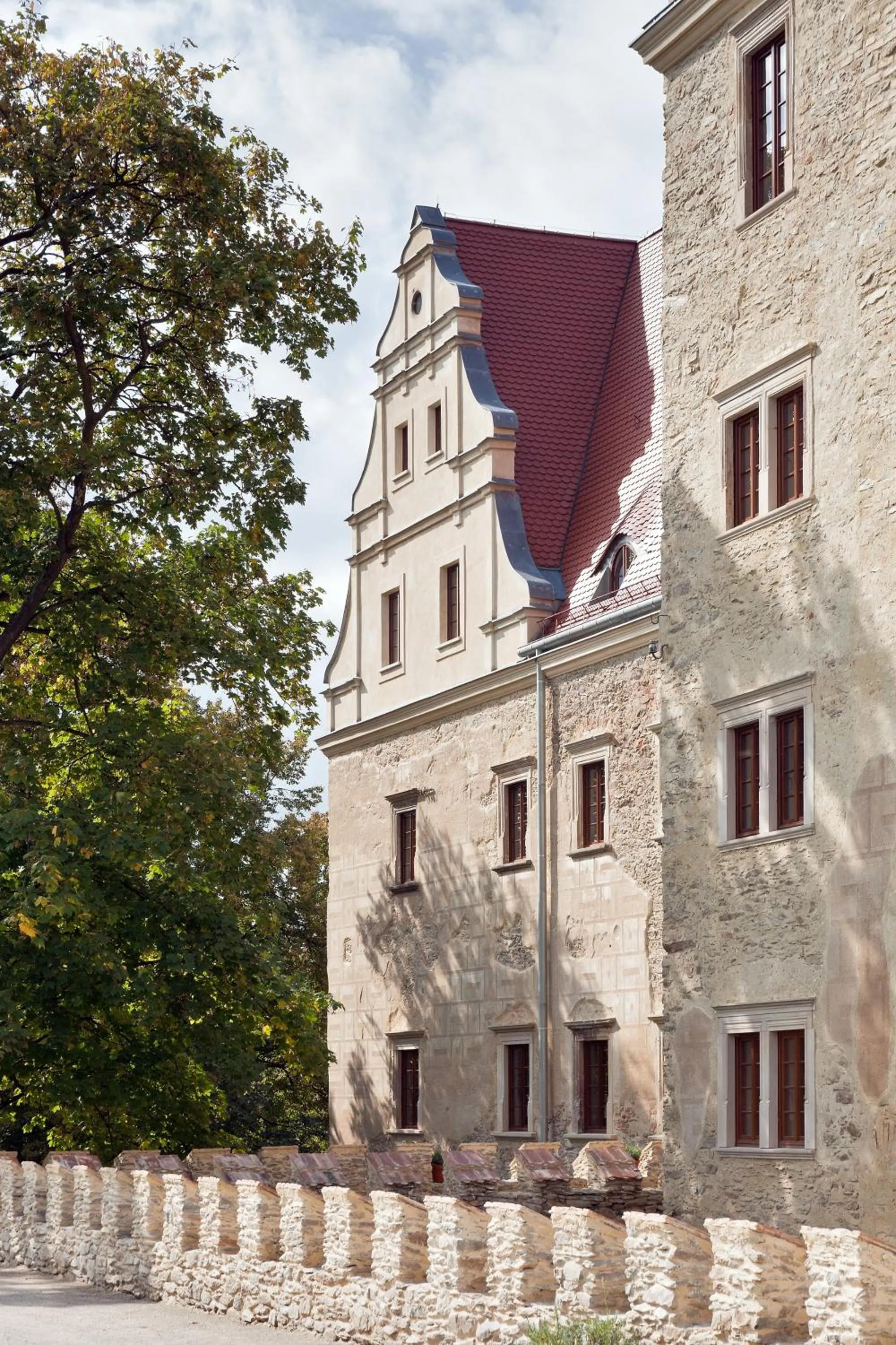 Facade/entrance in Uroczysko Siedmiu Stawów & Spa by L'Occitane