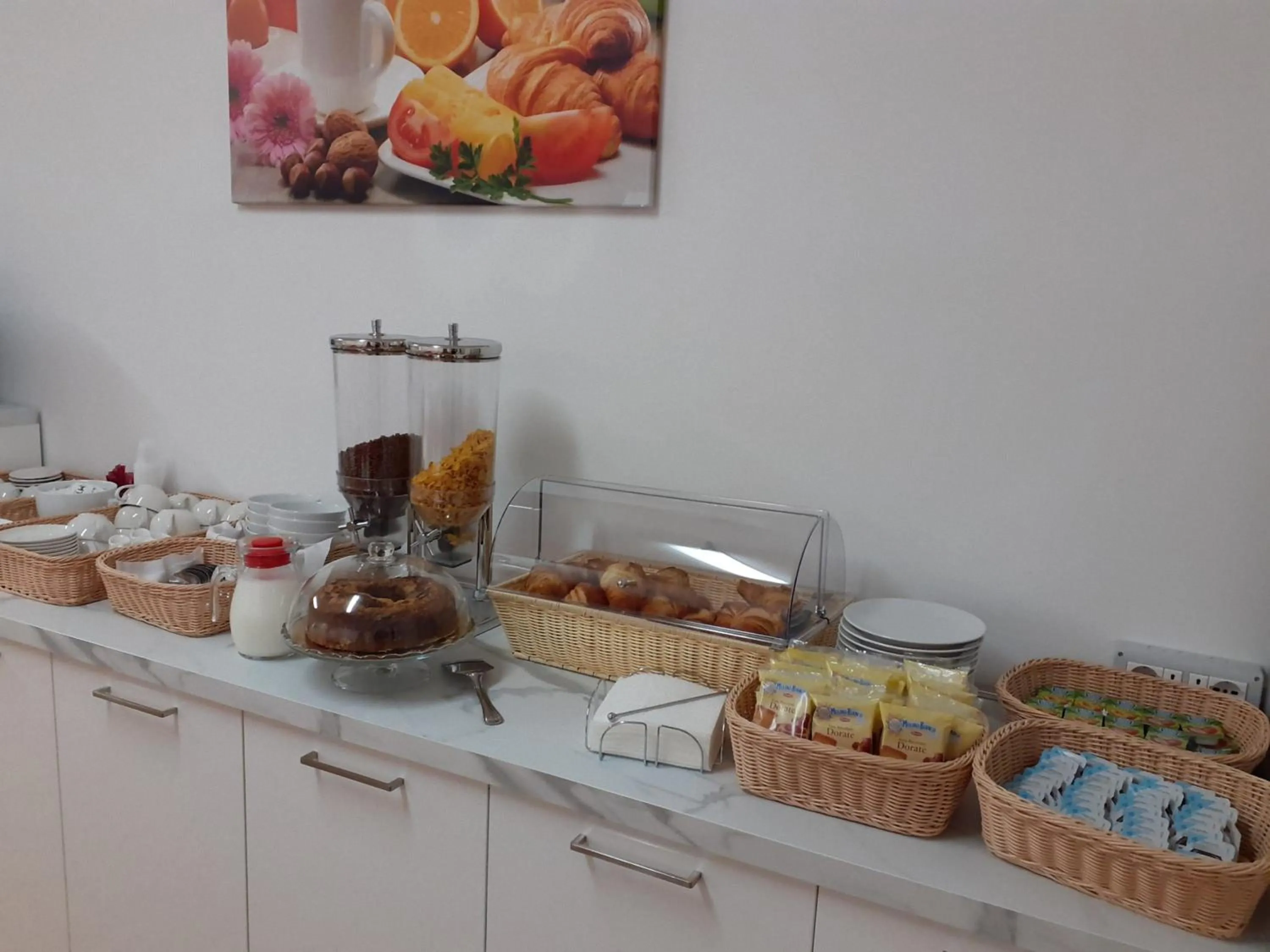 Breakfast in Minerva Monks Inn