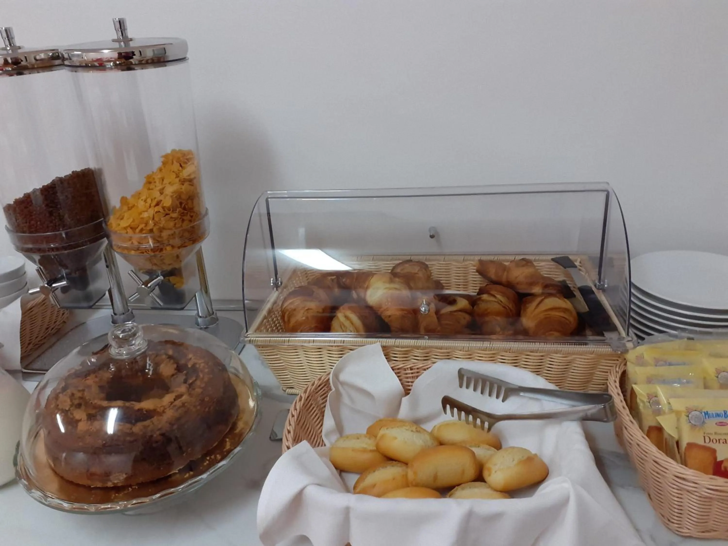 Breakfast in Minerva Monks Inn