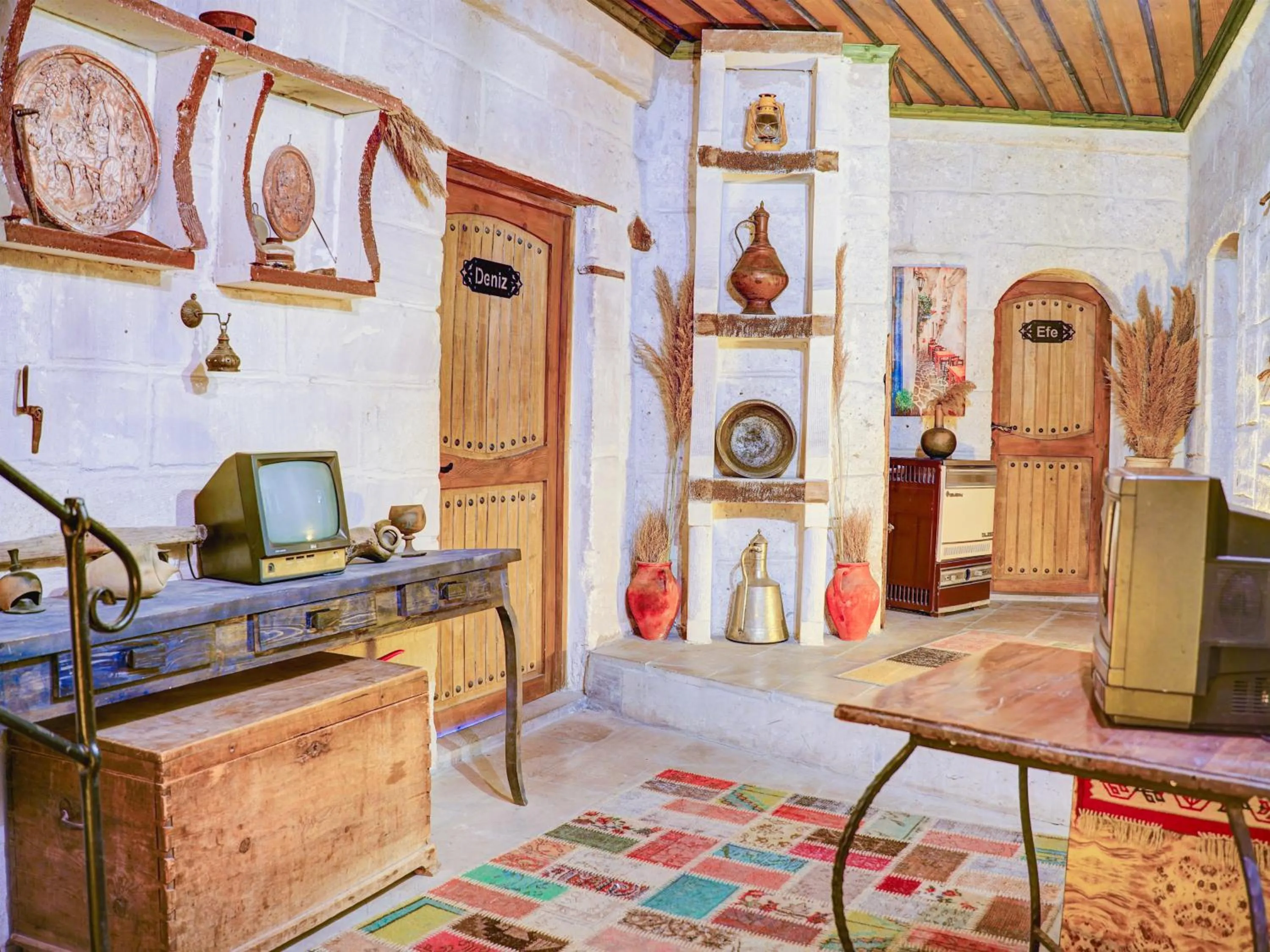 Decorative detail in Mahperi Cappadocia Cave