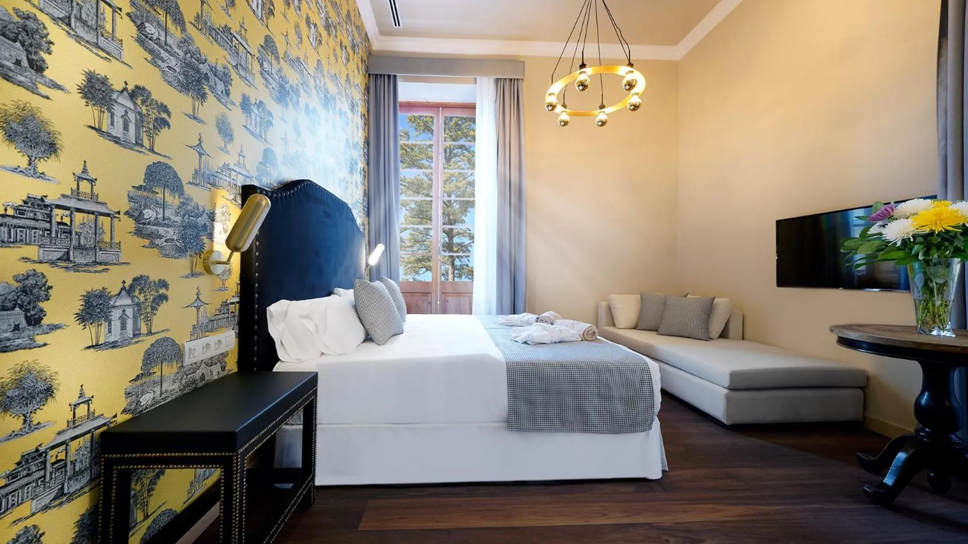 Photo of the whole room, Bed in Hotel Emblemático Agáldar