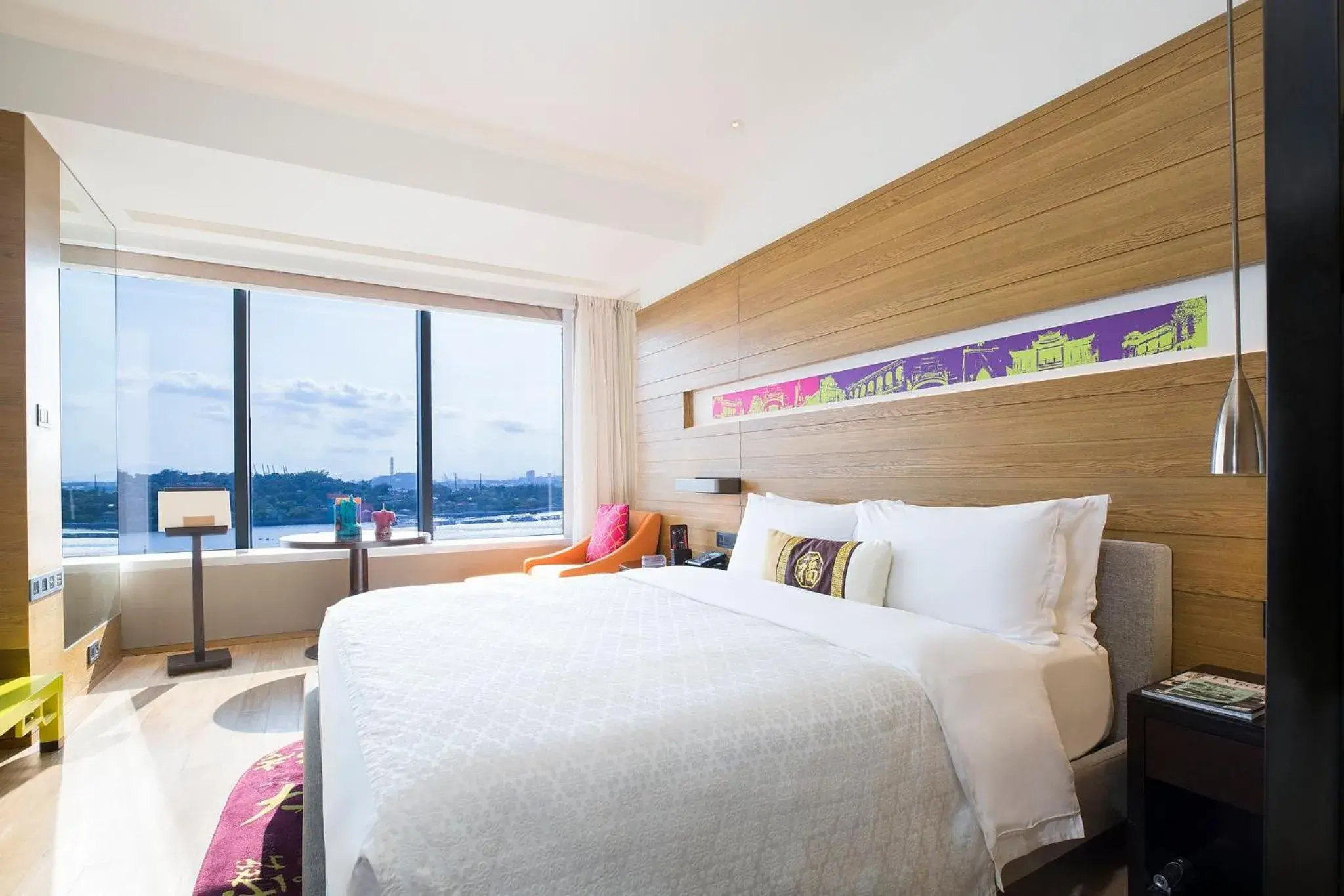 Premium King Room with Sea View - High Floor in Hotel Indigo Xiamen Harbour by IHG Premium King Room with Sea View - High Floor in Hotel Indigo Xiamen Harbour by IHG