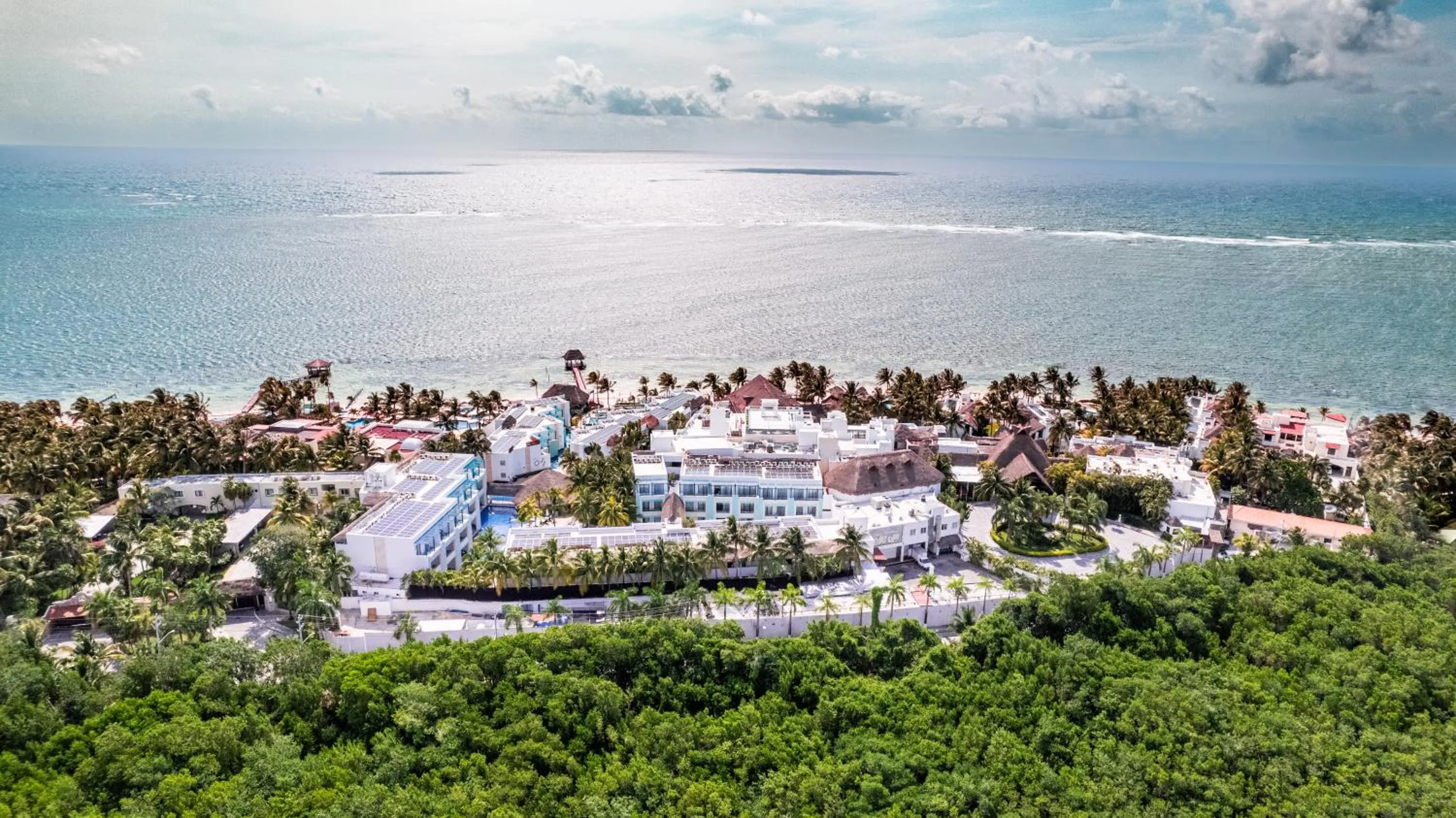 Property building in Margaritaville Island Reserve Riviera Cancún - A Karisma All-Inclusive Experience for All