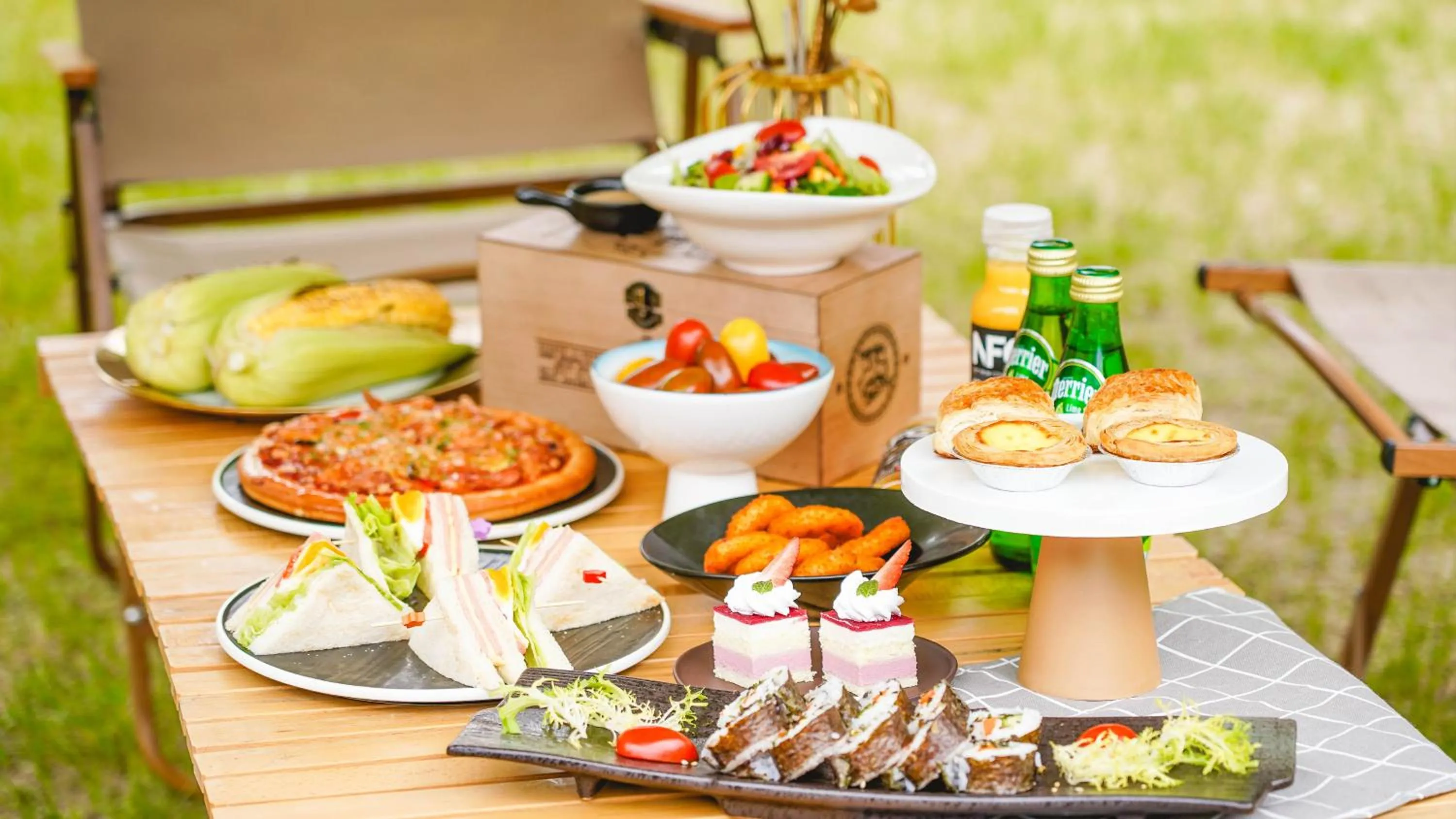 Lounge or bar in Holiday Inn Resort Chaohu Hot Spring by IHG