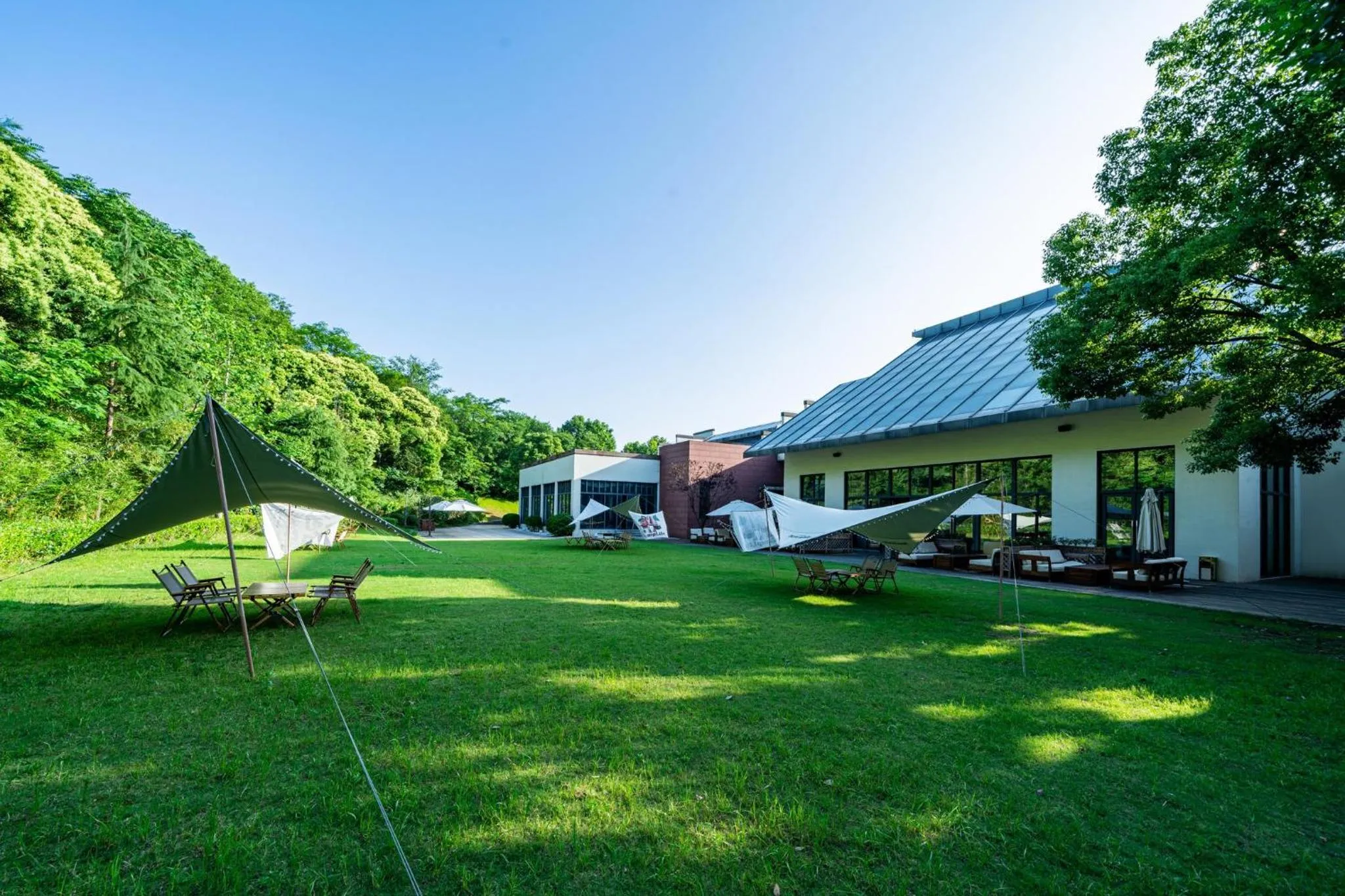 Lounge or bar in Holiday Inn Resort Chaohu Hot Spring by IHG