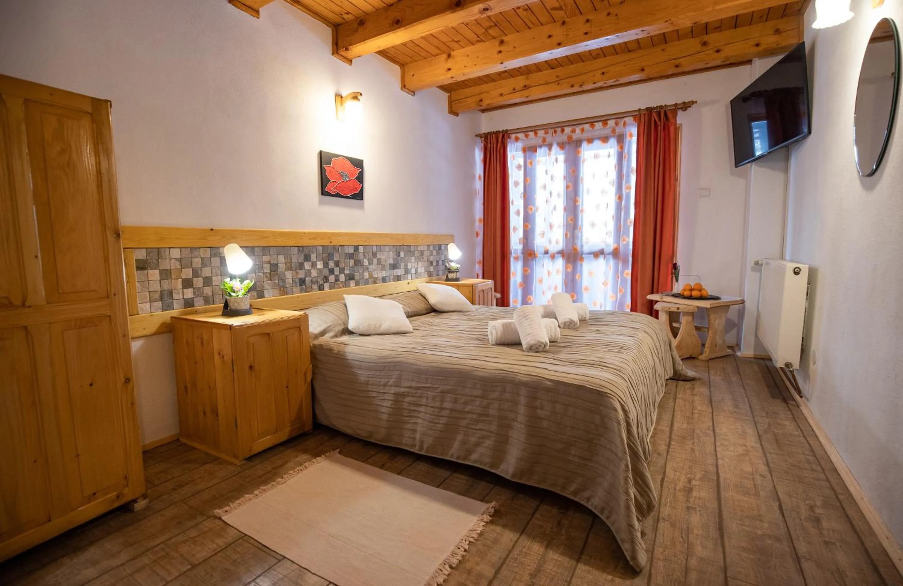 Double Room with Balcony in Poiana Cristian