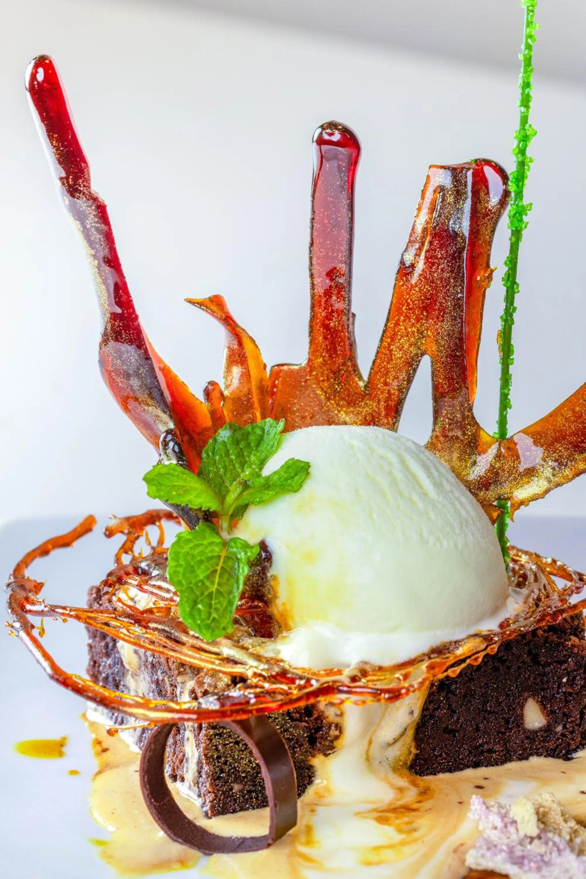 Restaurant/places to eat in Chaarya Resort & Spa