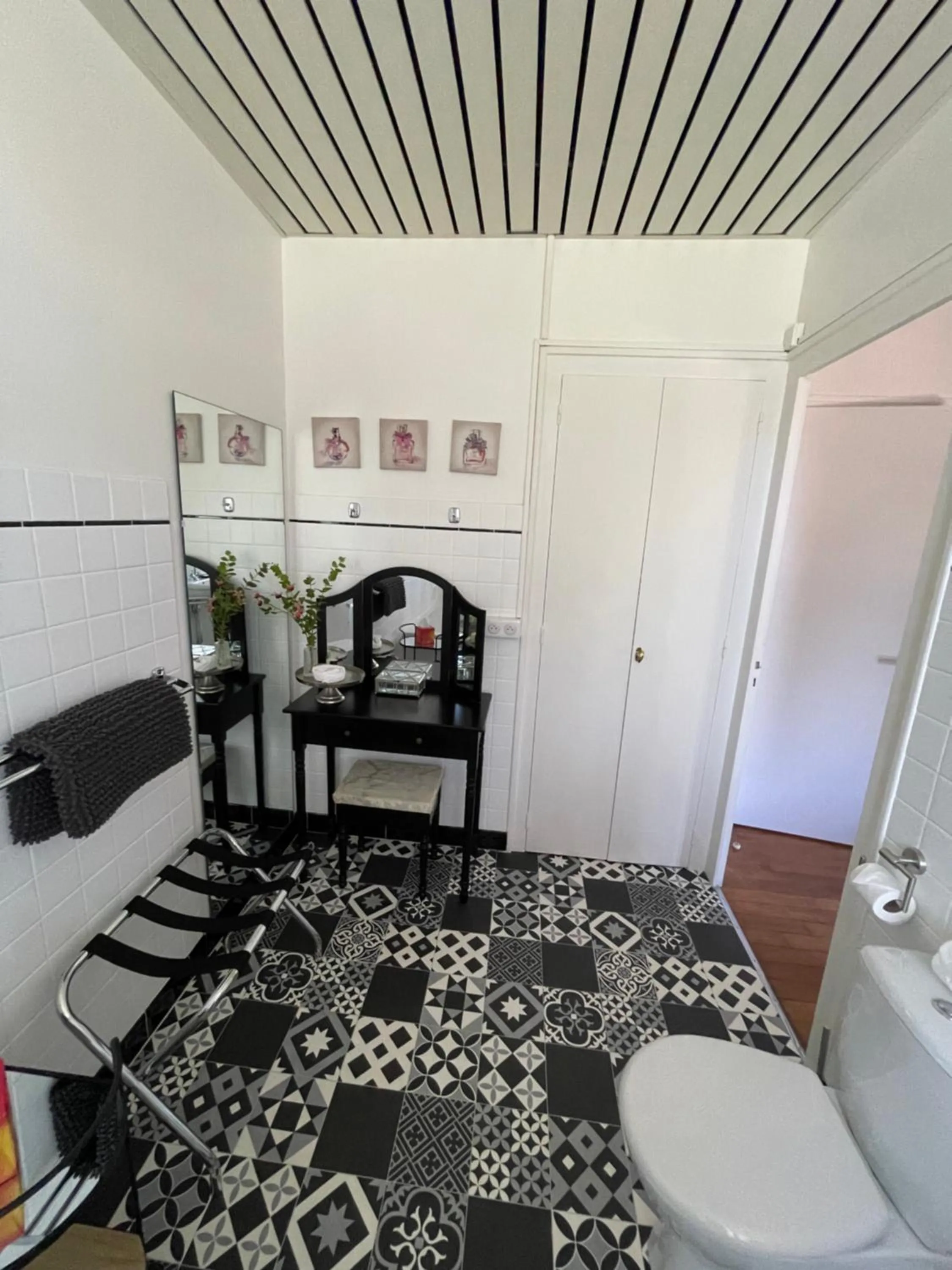 Vue du Château d'Excideuil en chambres