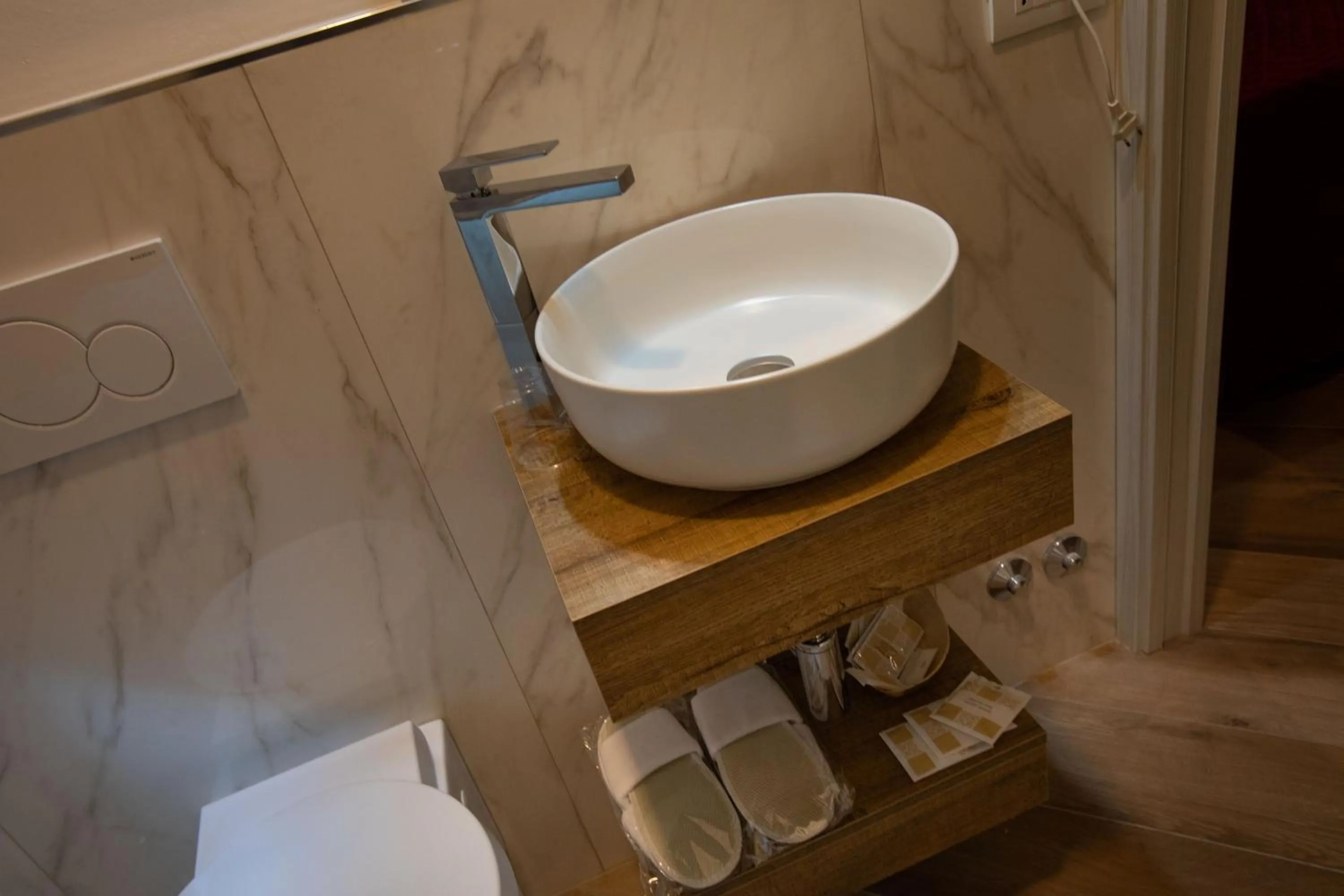 Bathroom in AL 54 Accommodation