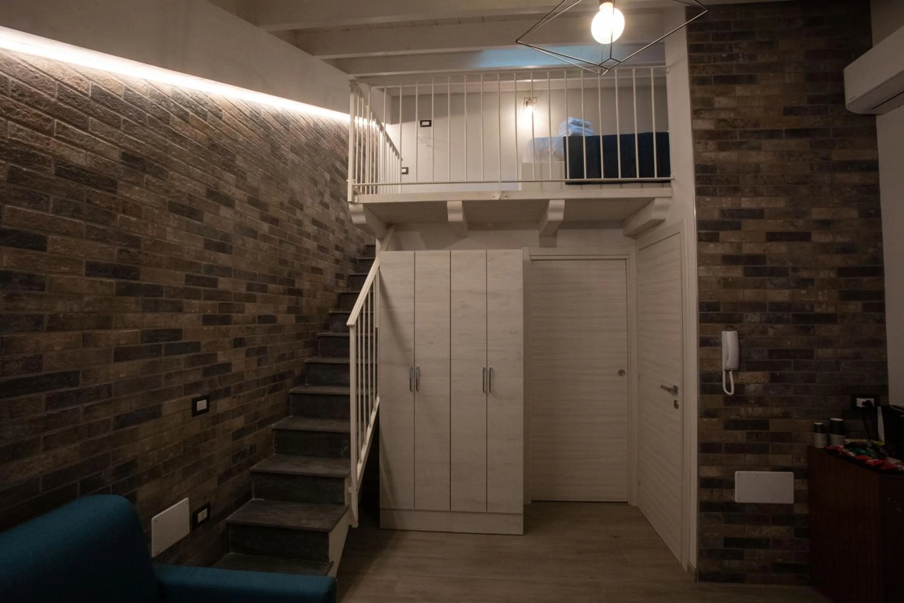 Facade/entrance in AL 54 Accommodation