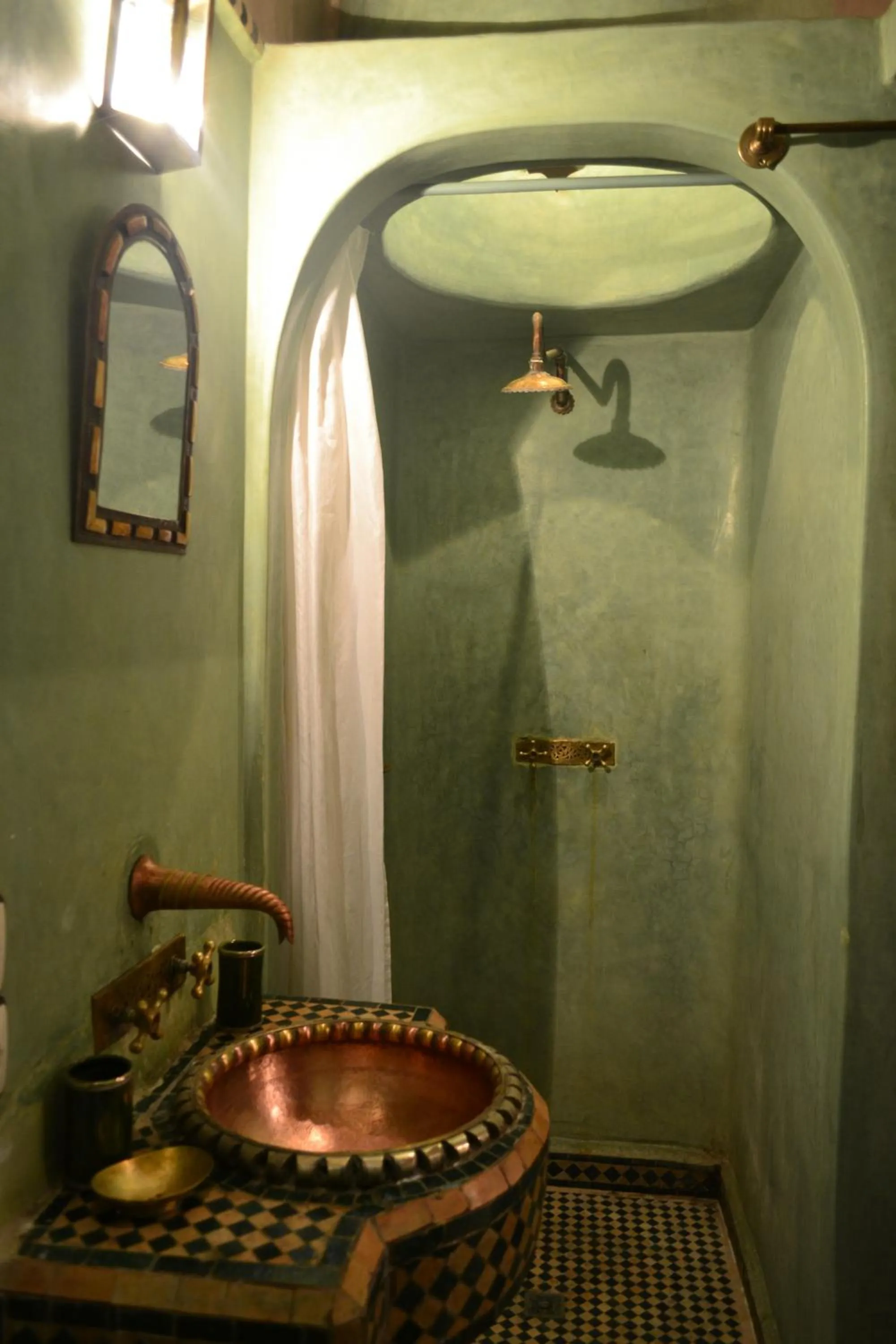 Bathroom in Riad Charik