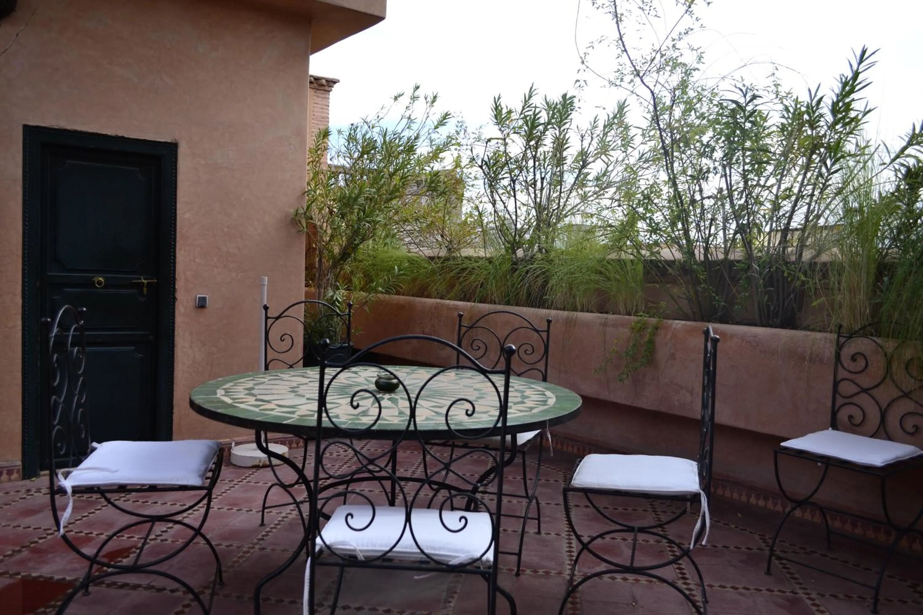 Balcony/Terrace in Riad Charik