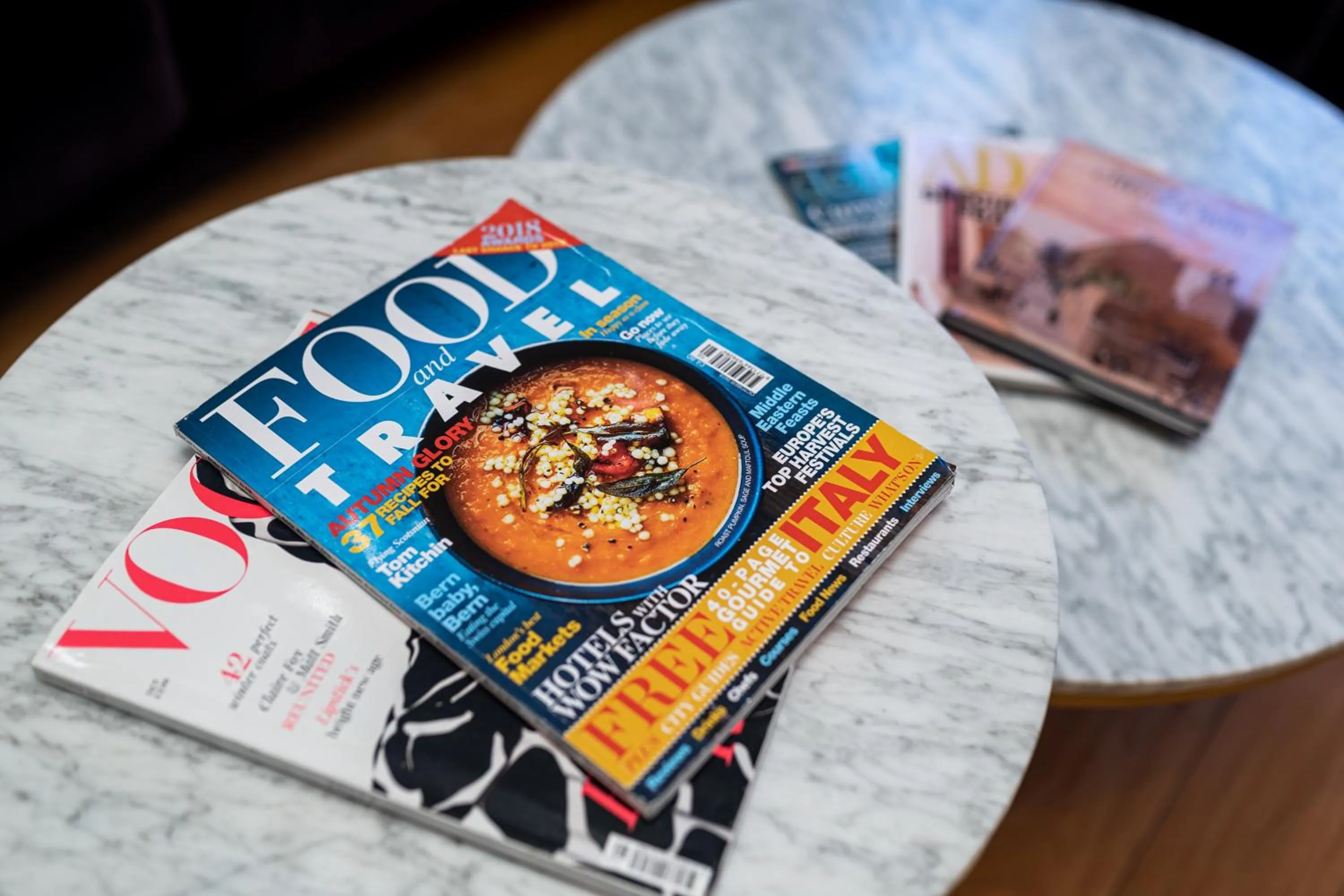 Decorative detail in Beaufort Mansions , Chelsea