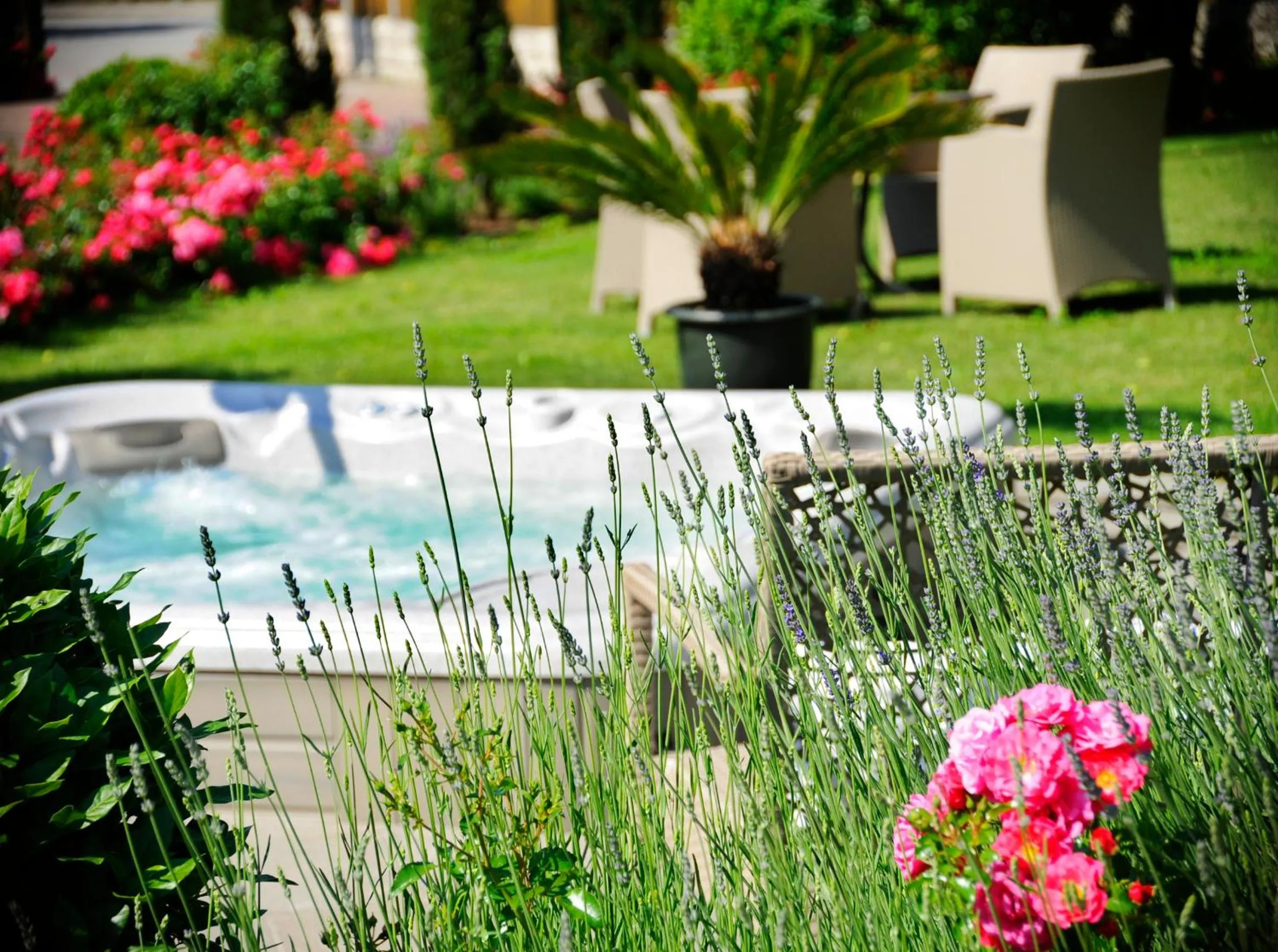 Hot Tub in Apartm. & BB Ferienidylle Gstrein