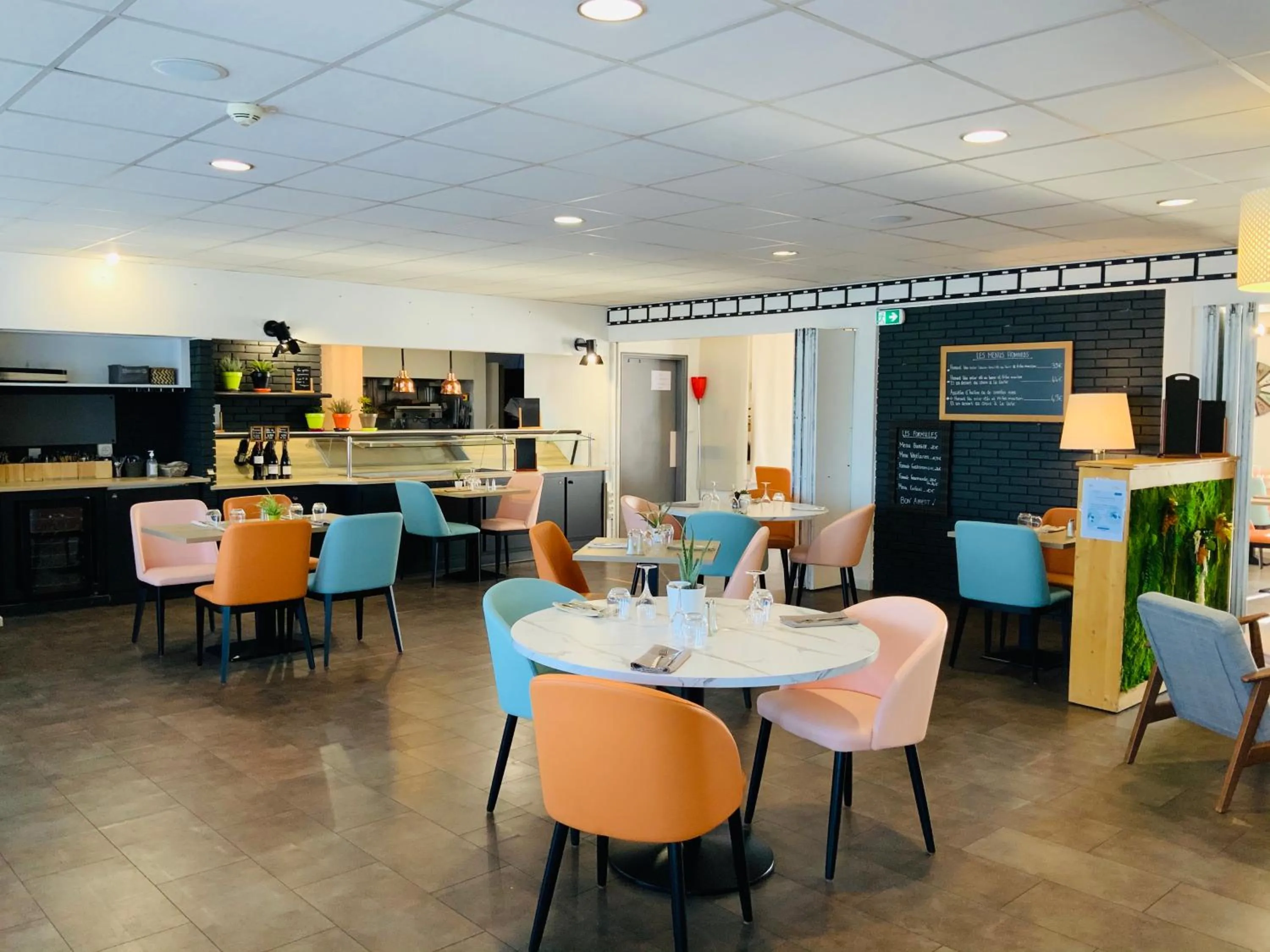 Restaurant/places to eat in Hotel Restaurant l'Eskemm St Brieuc-Trégueux