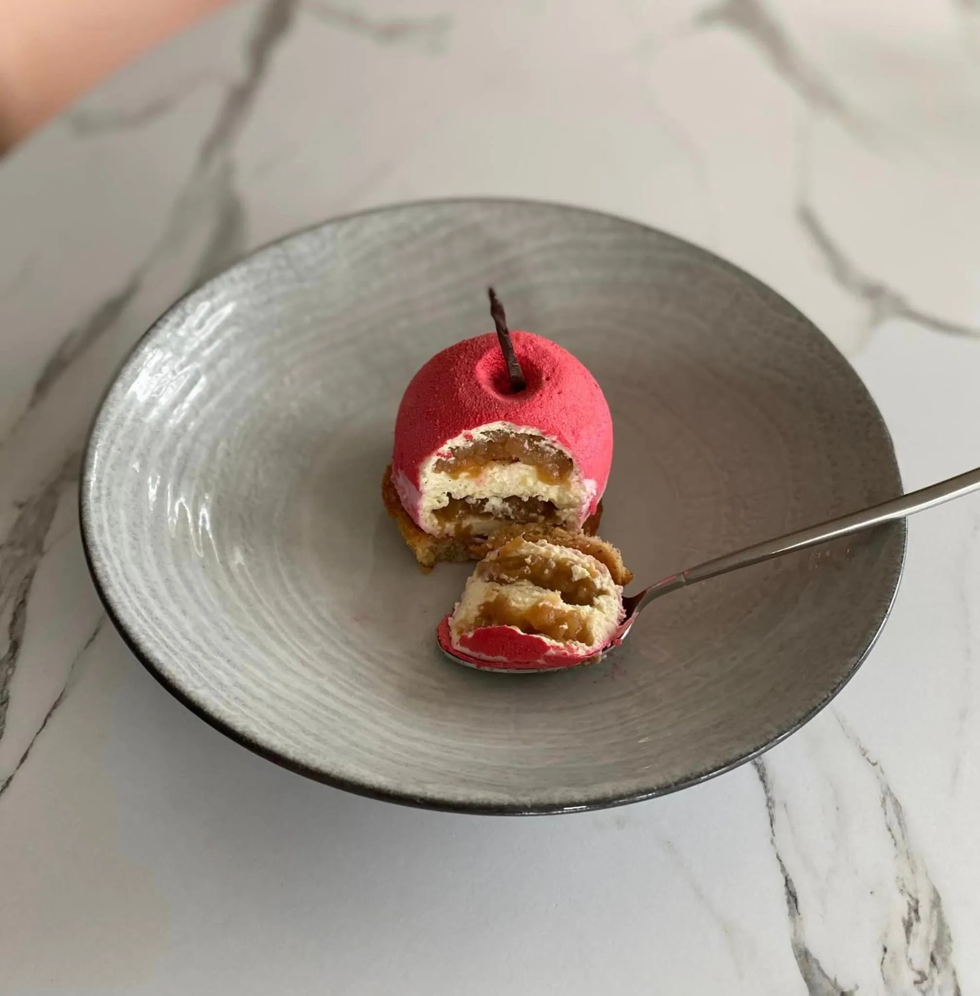 Food and drinks in Hotel Restaurant l'Eskemm St Brieuc-Trégueux