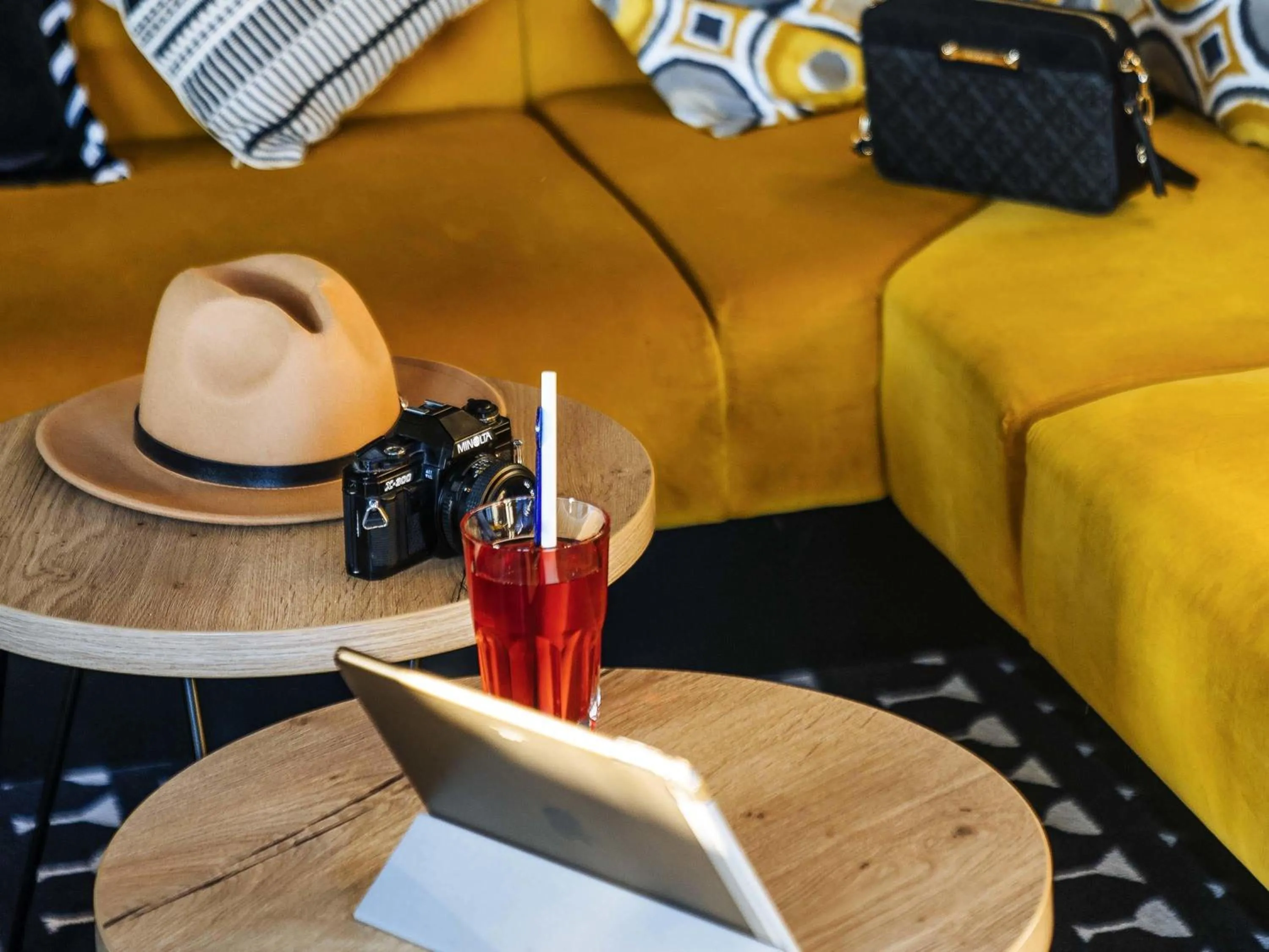 Lounge or bar in ibis Styles Douai Gare Gayant Expo