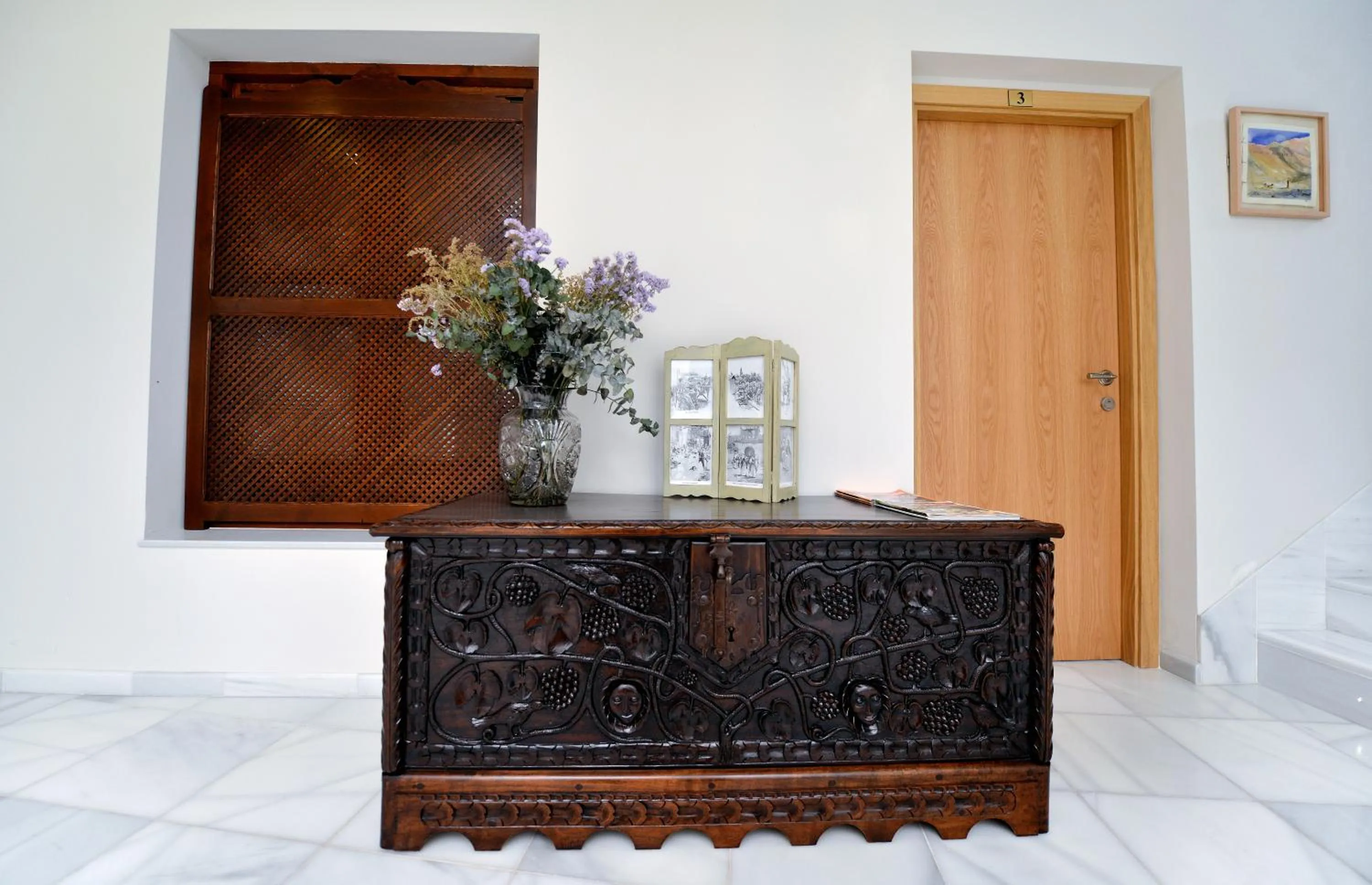 Decorative detail in ApartaSuites Alberca Deluxe