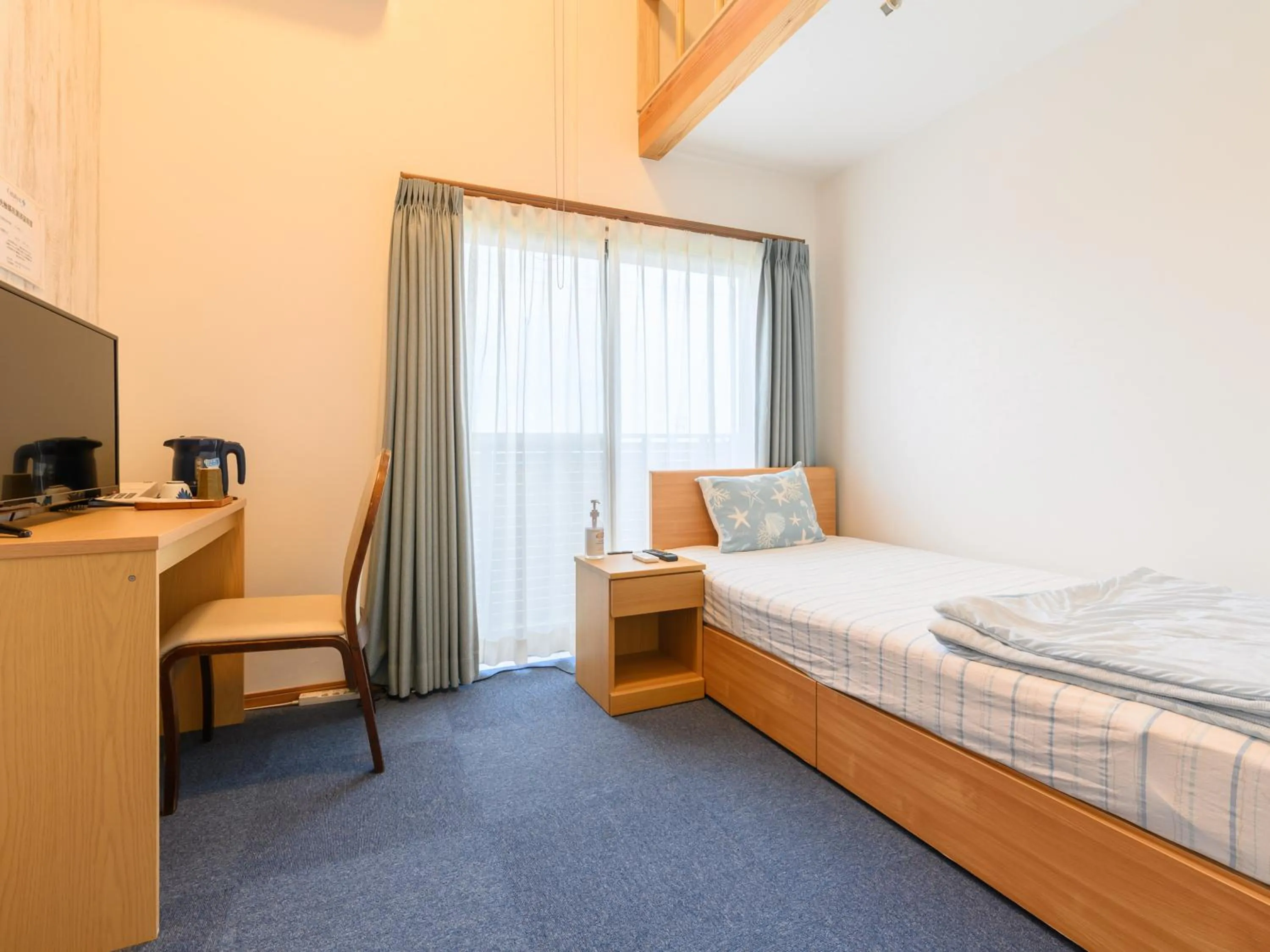 Photo of the whole room, Bed in Tabist Miya Yokkaichi Suizawa