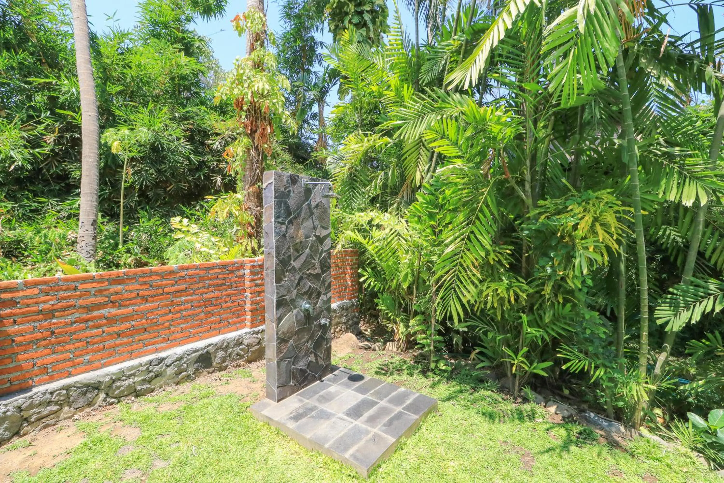 Garden in Palm Beach Villas Bali