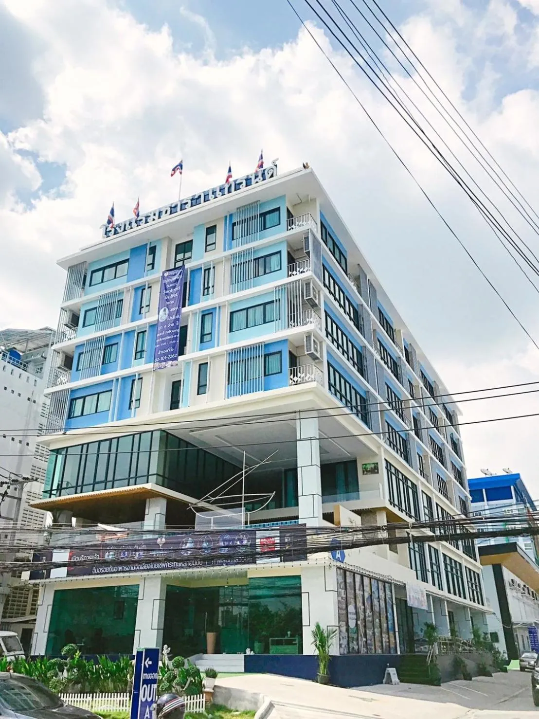 Property building in Taragrand Donmuang Airport Hotel