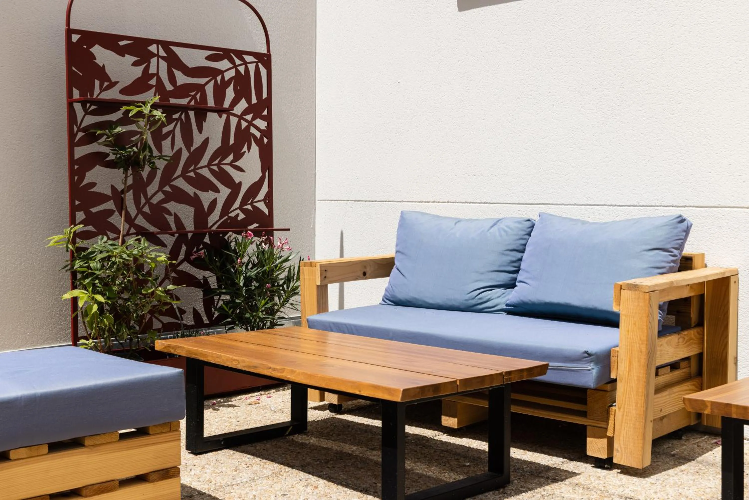 Area and facilities in ibis budget Nanterre la Defense