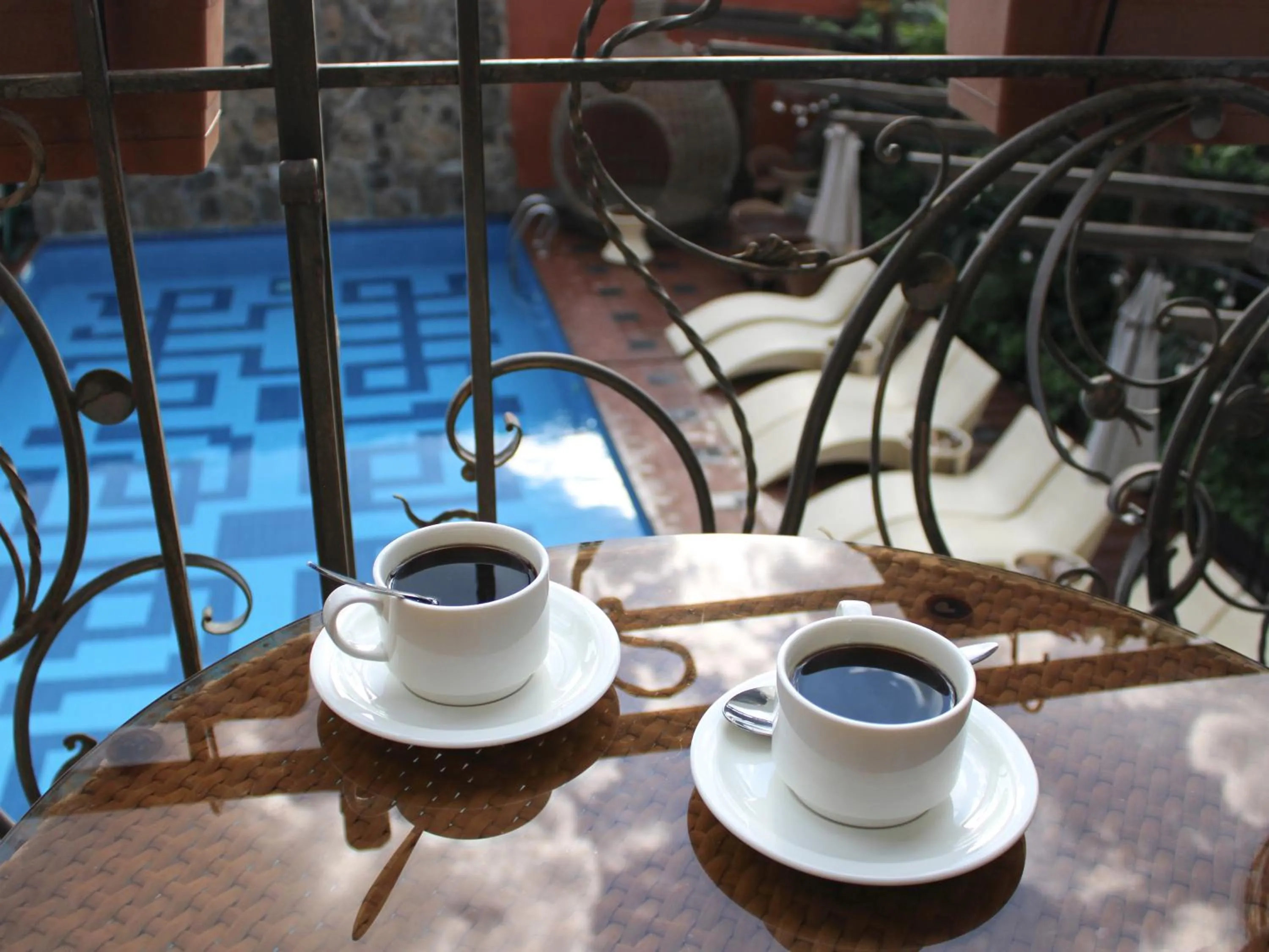 Coffee/tea facilities in Konyak Hotel