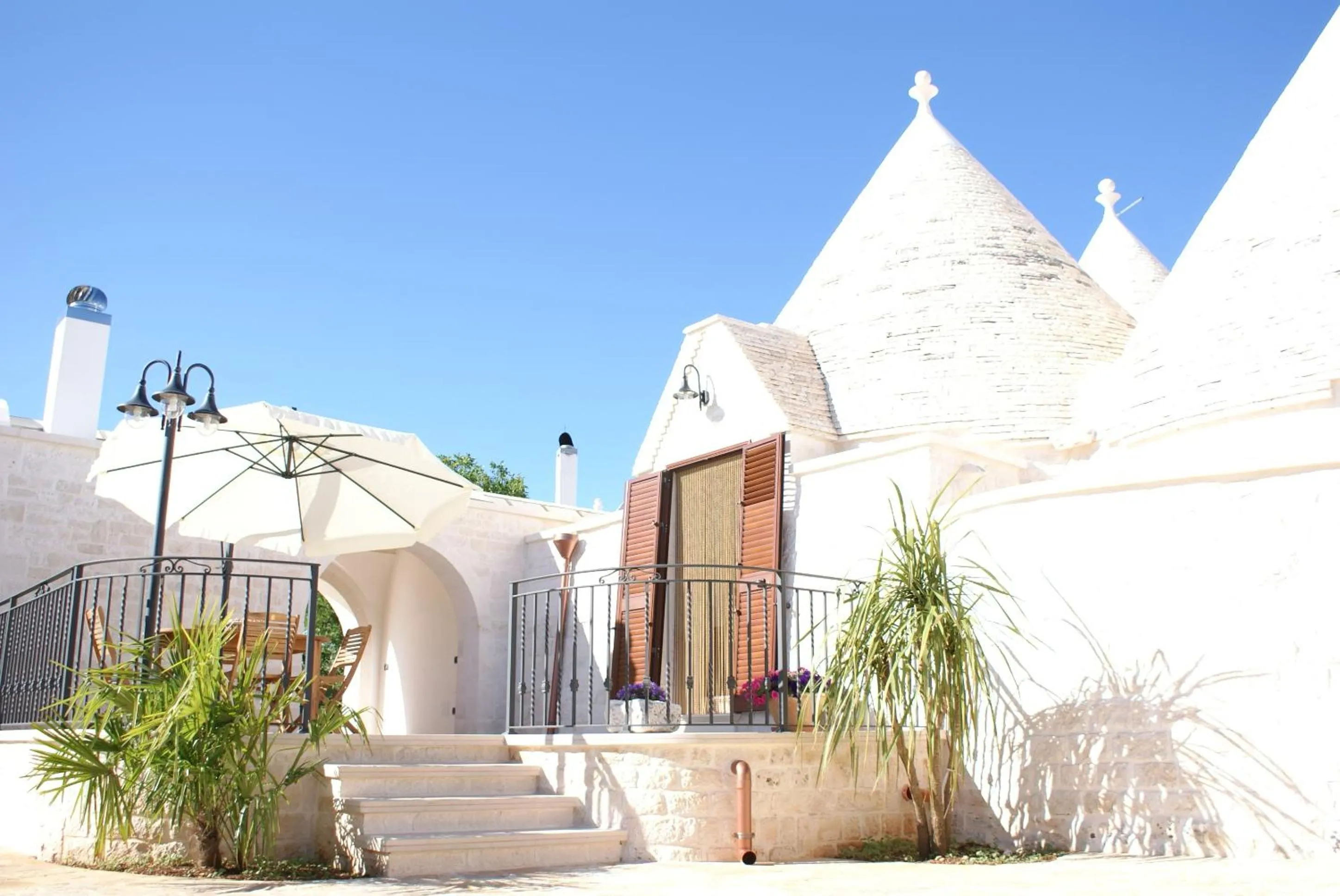 Facade/entrance in Il Calàscione Apulian Villas