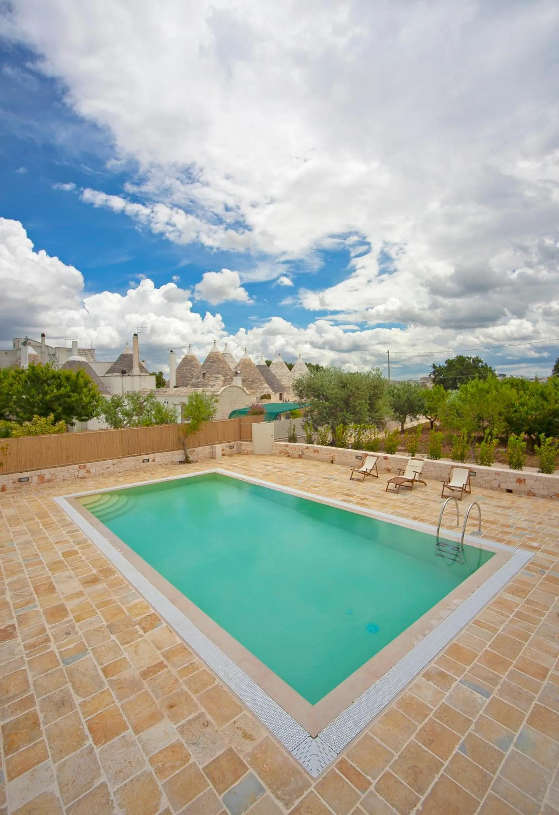 Swimming pool in Il Calàscione Apulian Villas