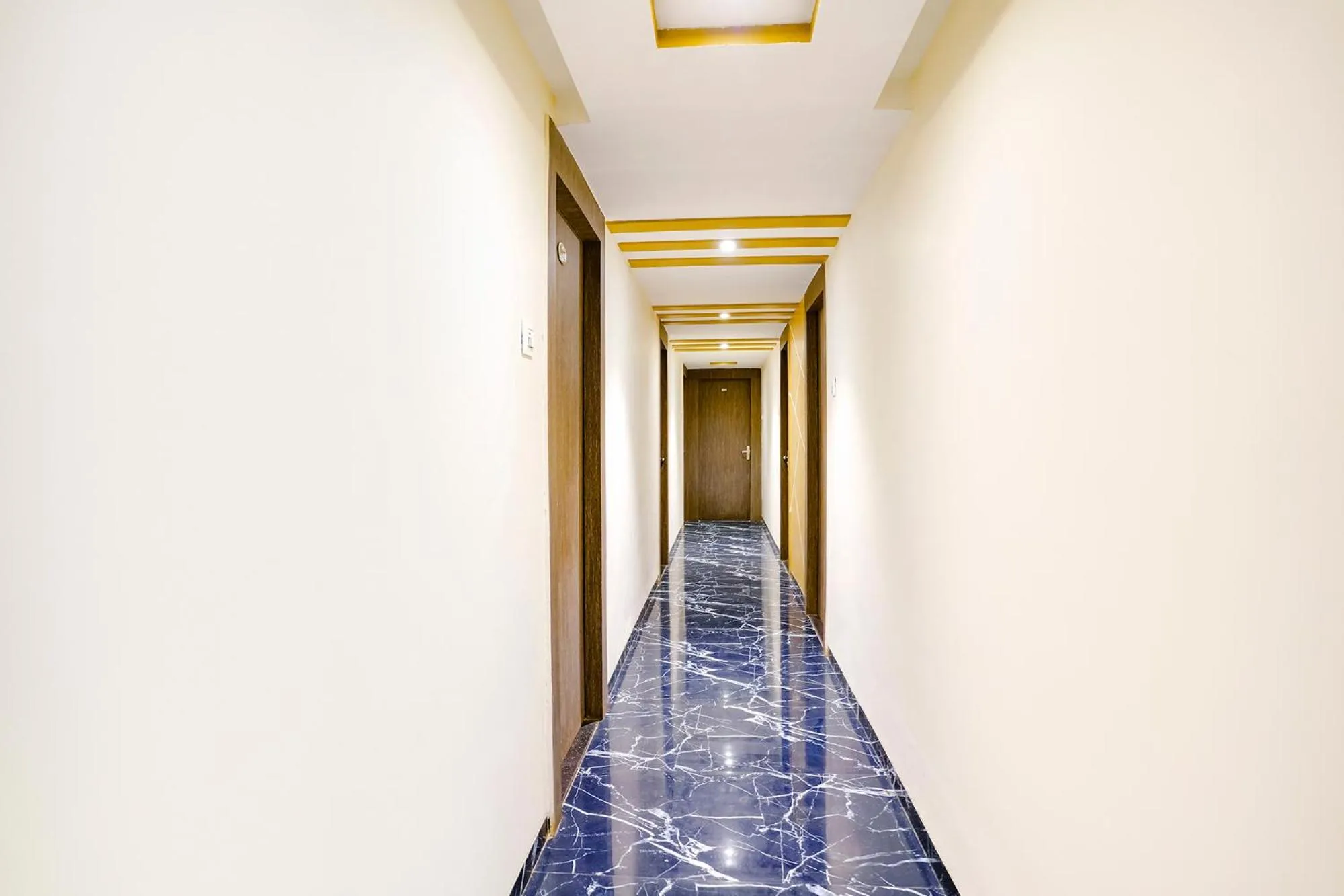 Lobby or reception in Hotel O Shalimar