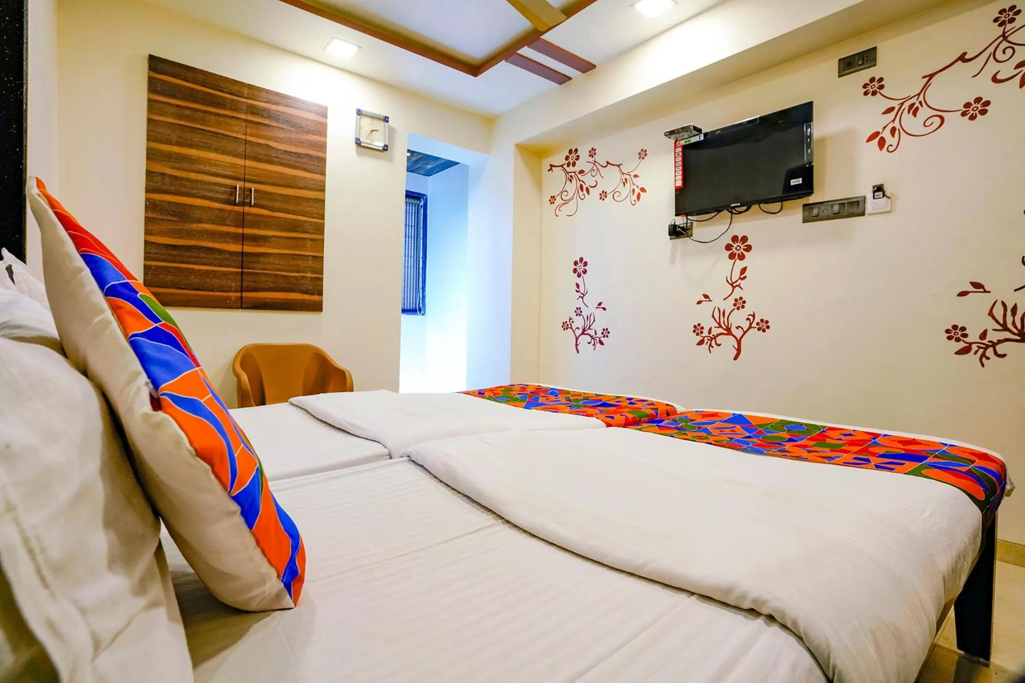 Bedroom, Bed in Hotel O Shalimar