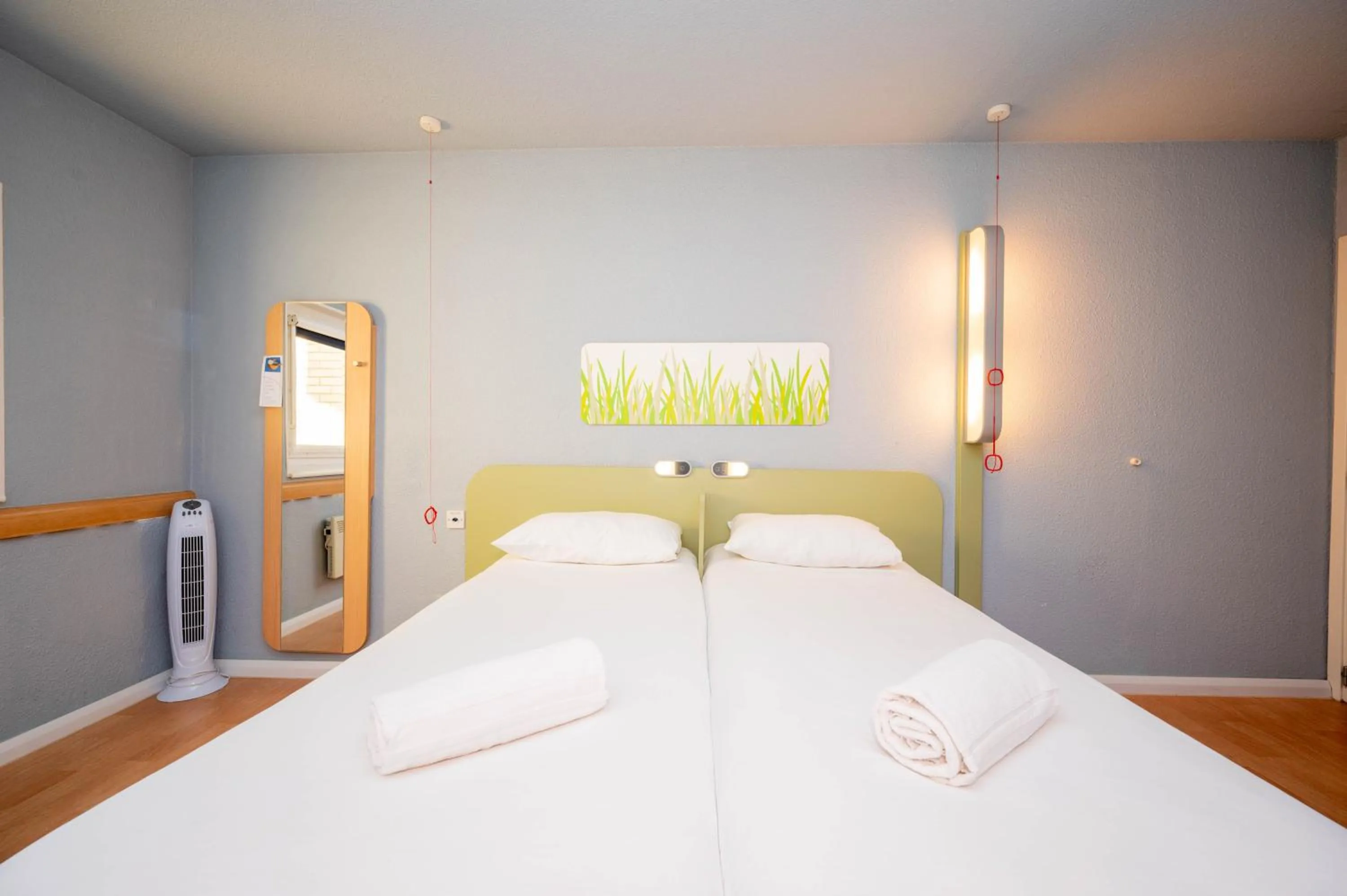 Bed in ibis budget London Barking