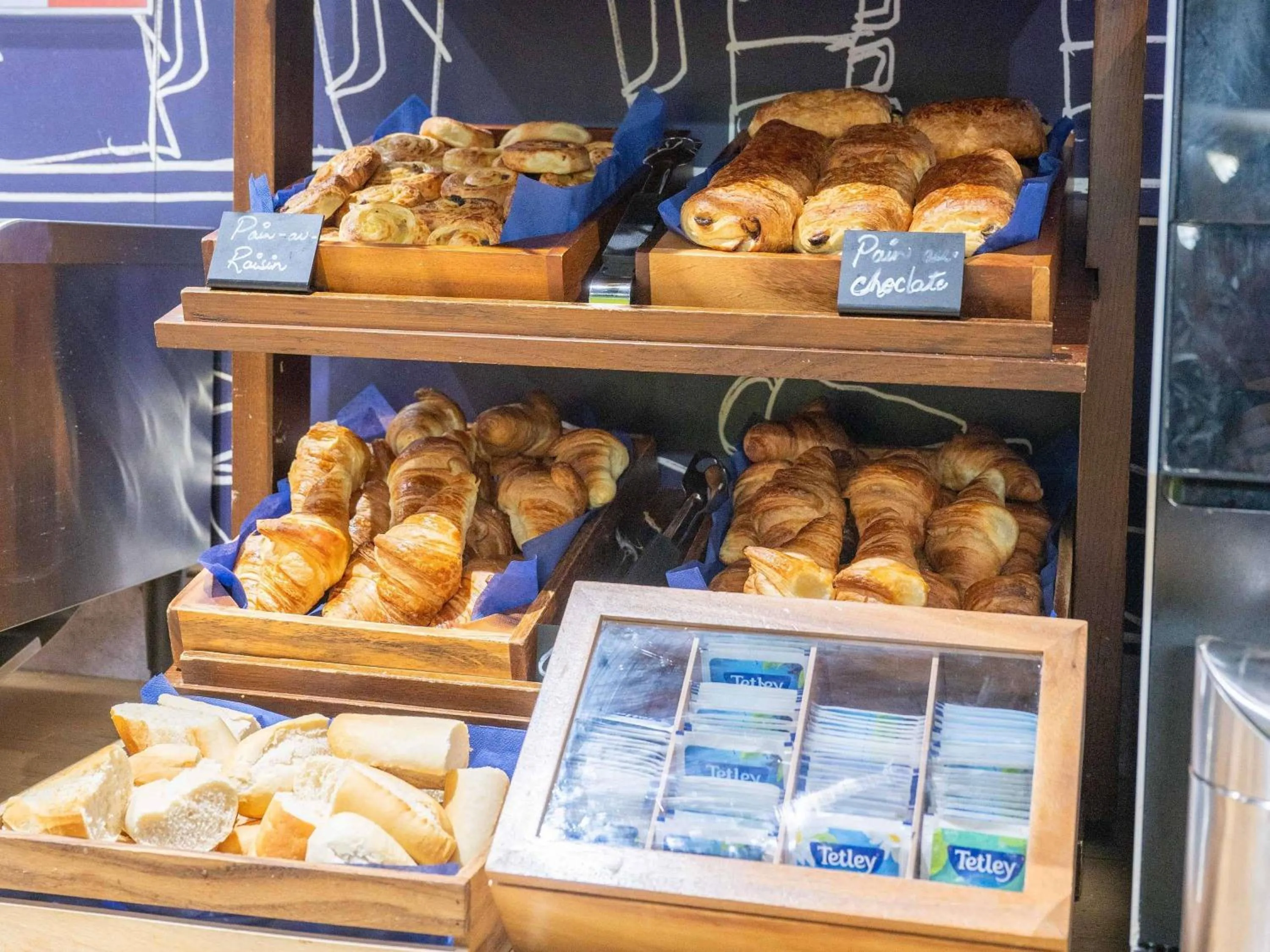 Breakfast in ibis budget London Barking