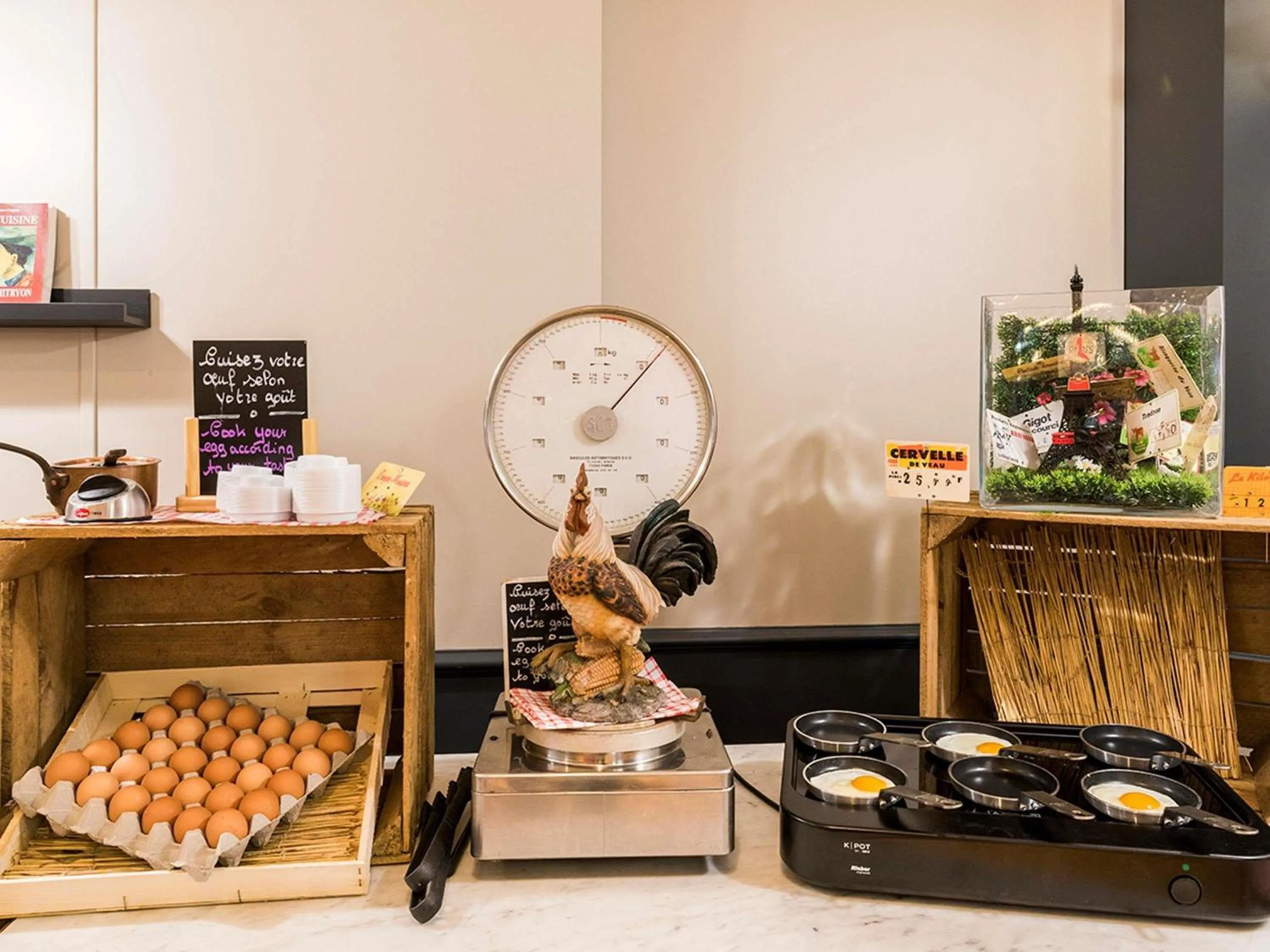 Breakfast in Mercure Paris Roissy CDG