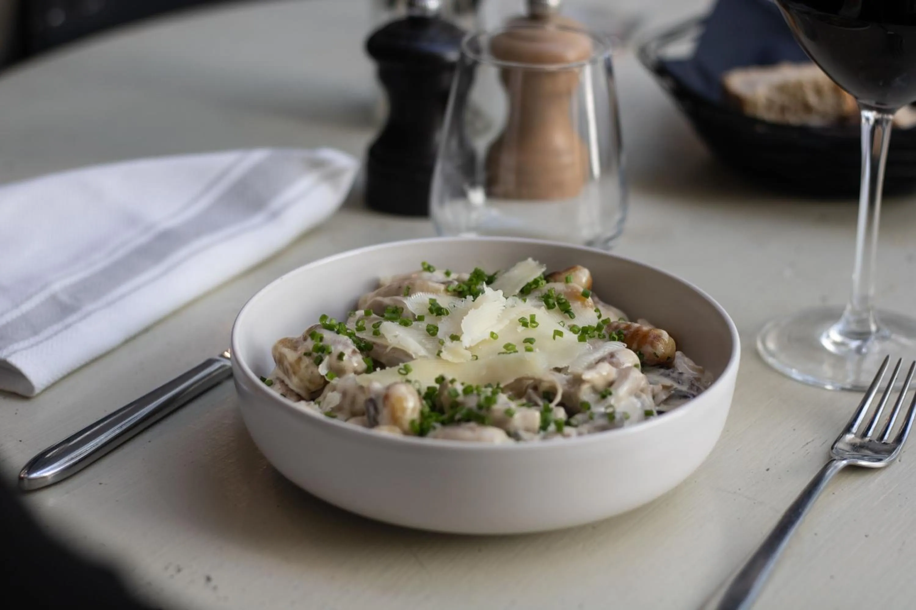 Restaurant/places to eat in Mercure Paris Roissy CDG