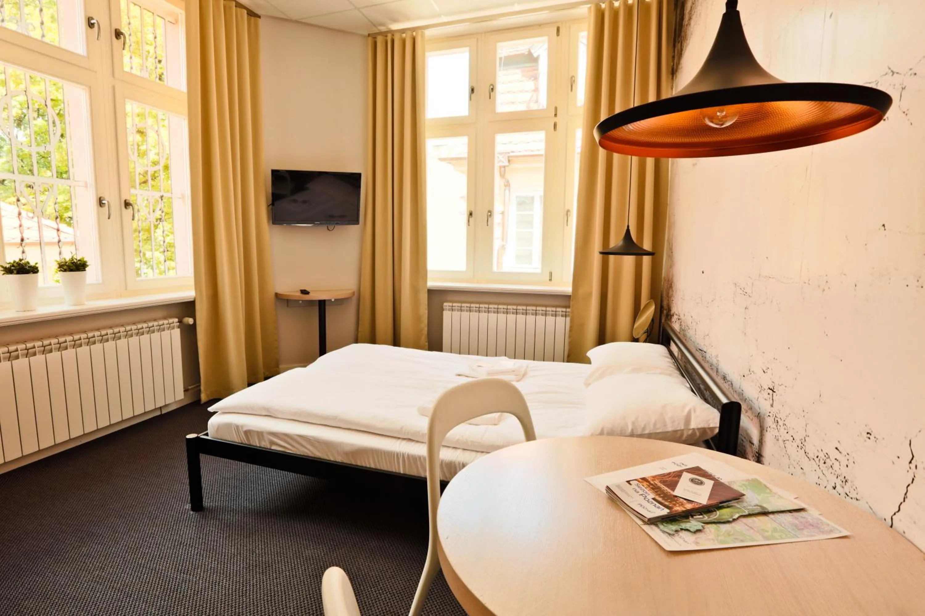 Photo of the whole room, Bed in Sleep in Hostel & Apartments Stary Rynek