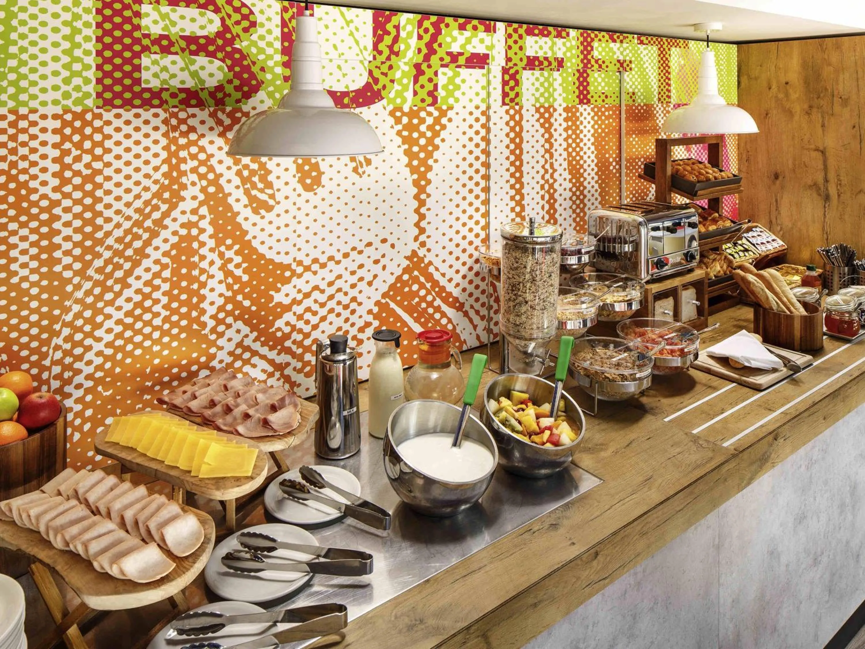 Breakfast in ibis budget Southampton Centre