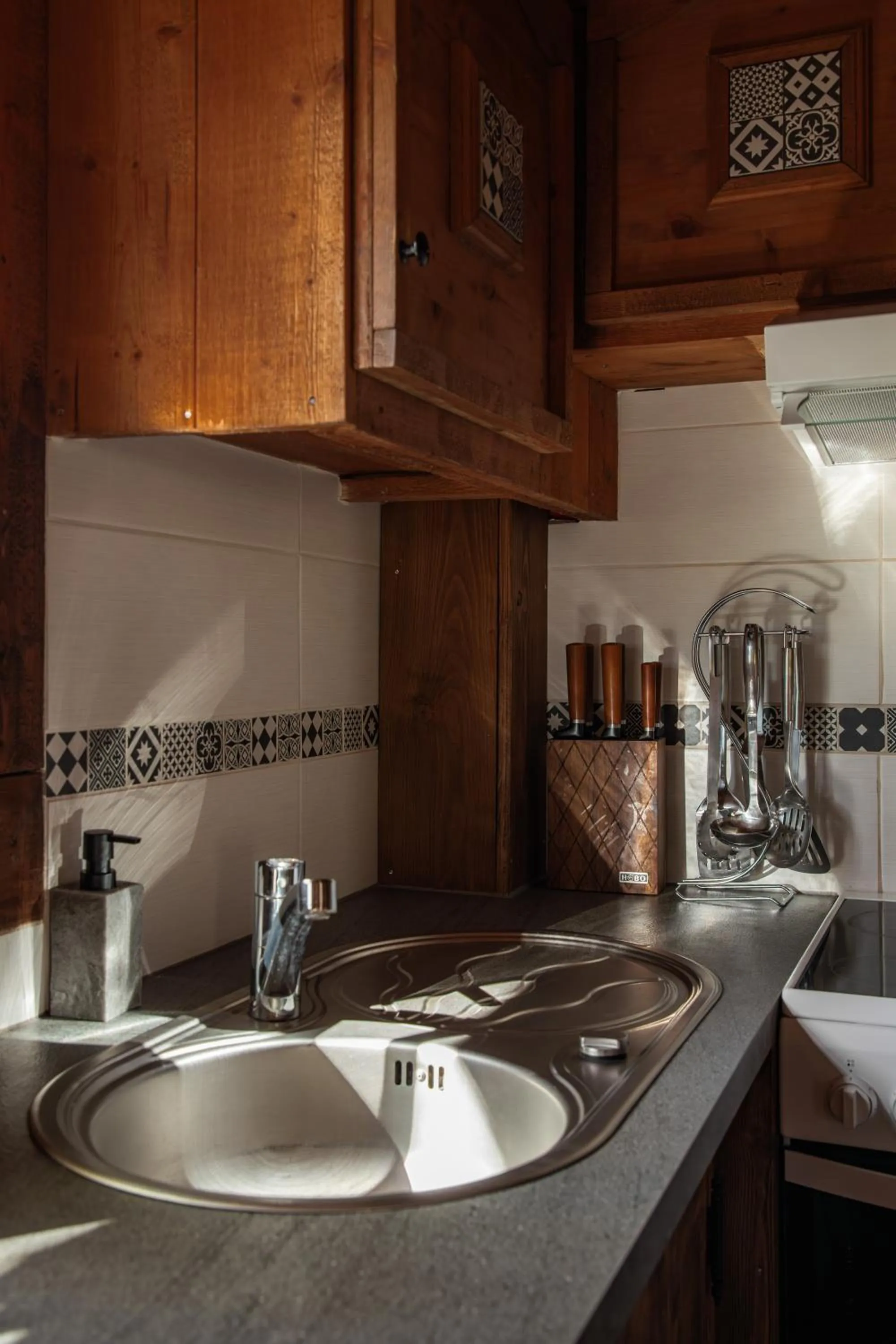 Kitchen or kitchenette in Les Greniers du Mont Blanc