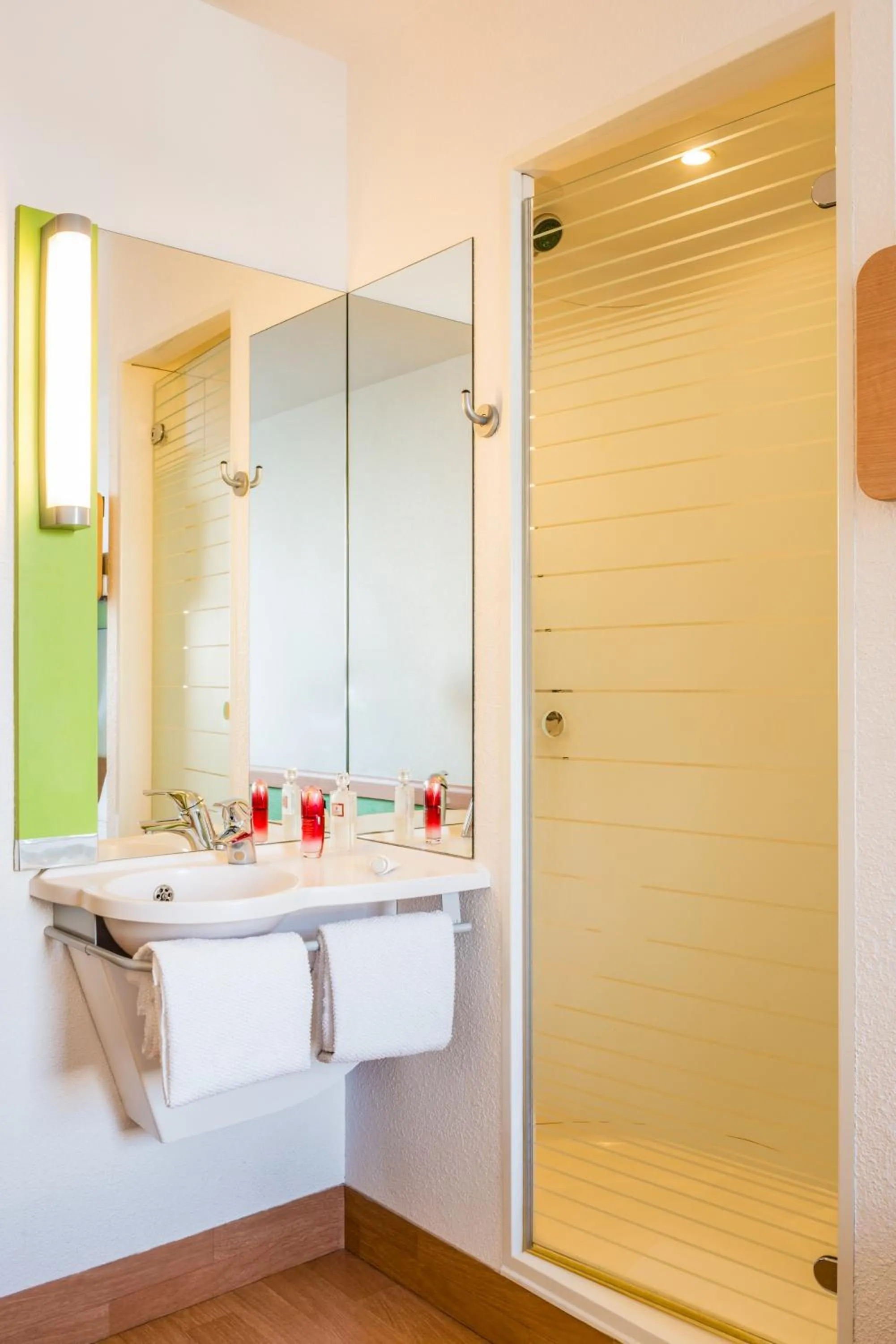 Bathroom in ibis Budget Manchester Centre Pollard Street