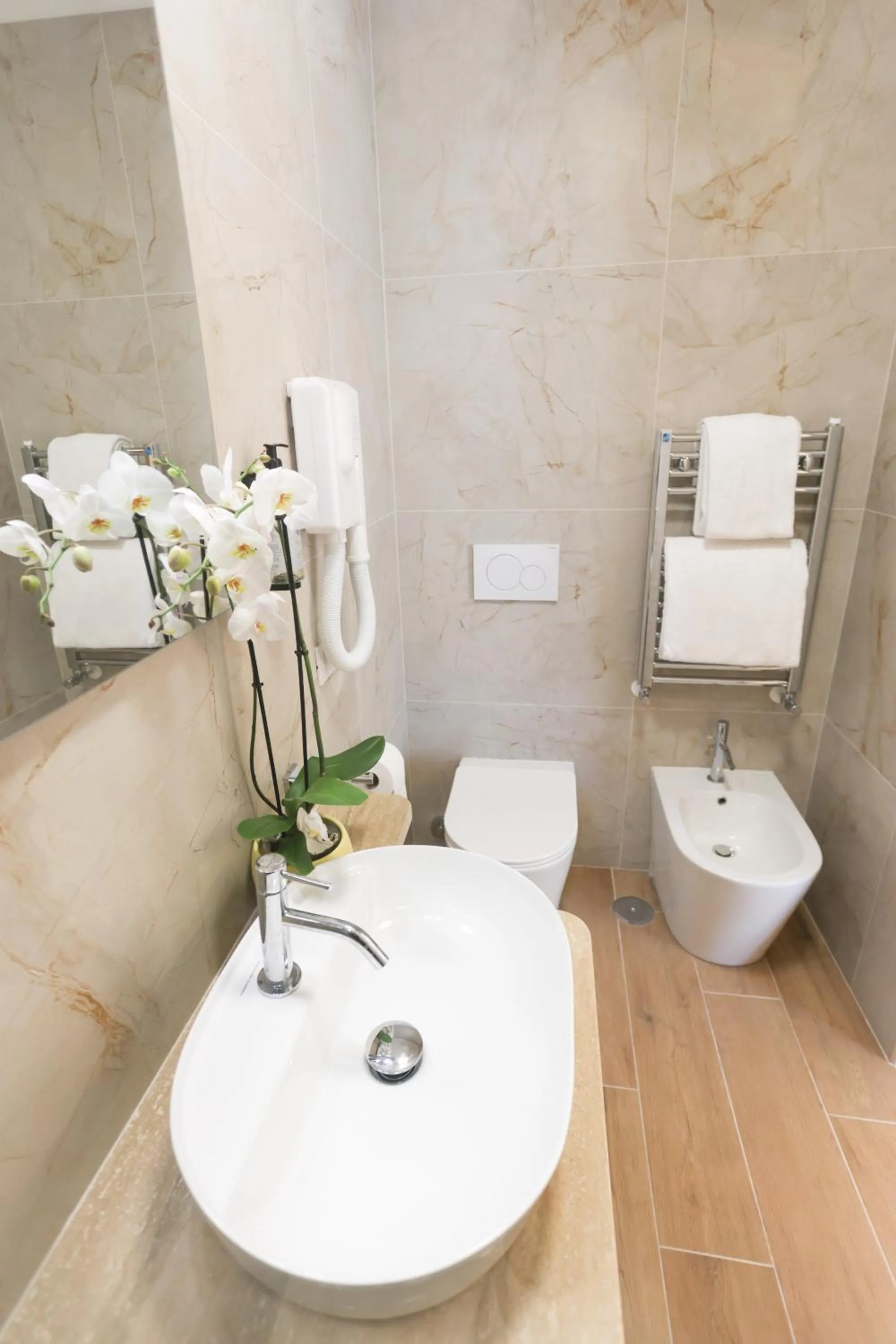 Bathroom in B&B Smart Rooms