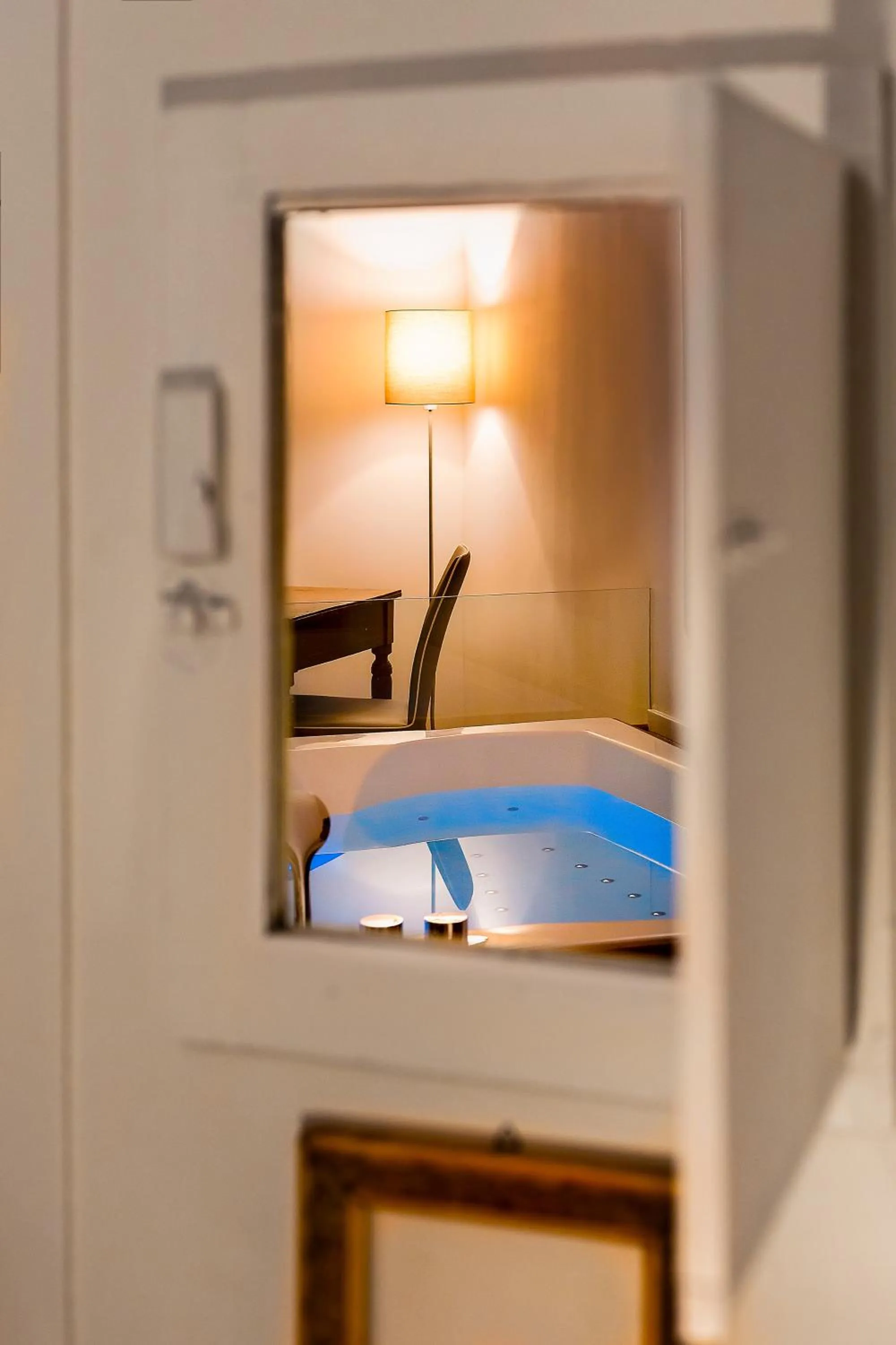 Hot Tub in Naca Suite