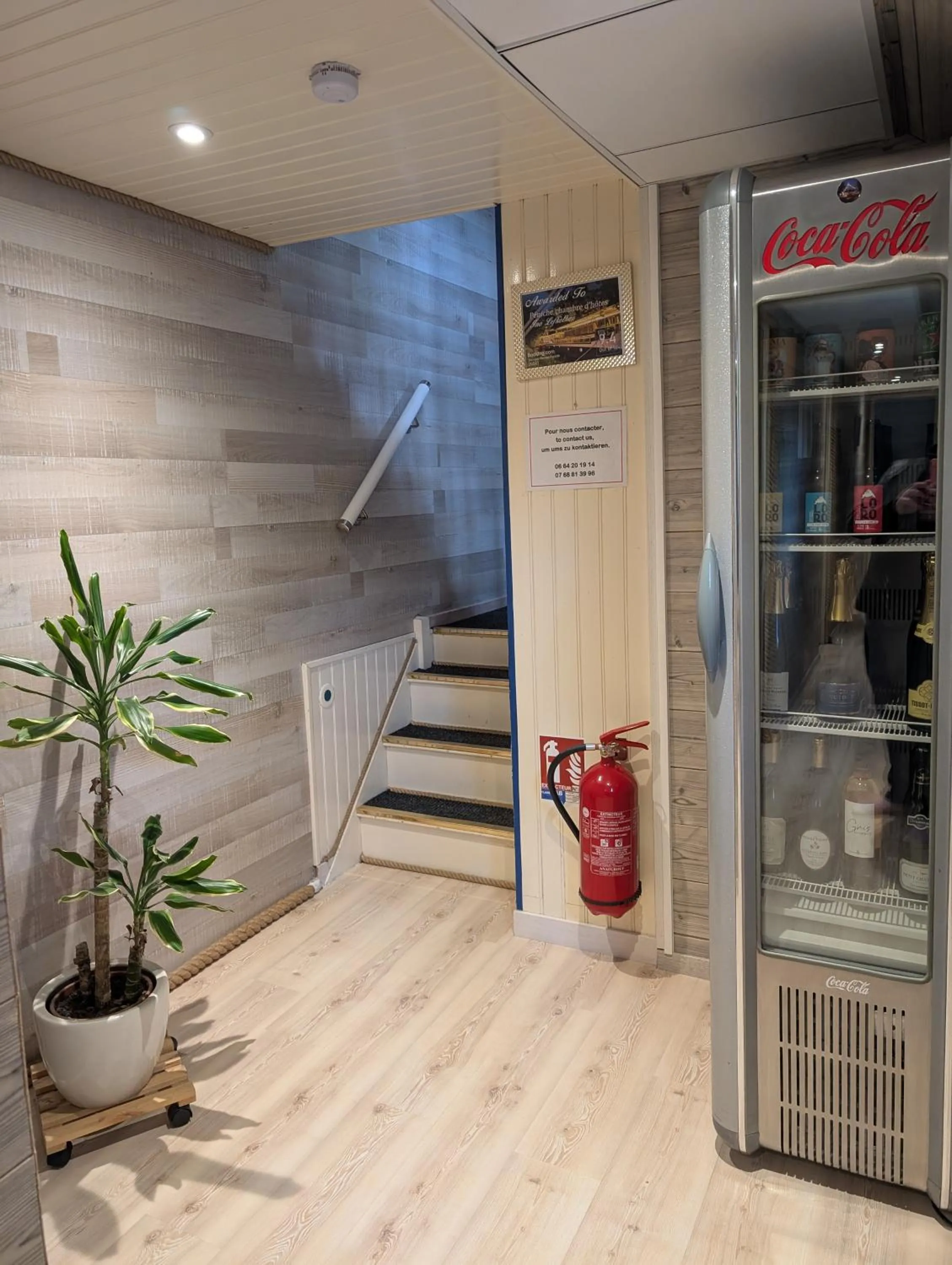 péniche Ino Lefkothea II chambre d'hôtes