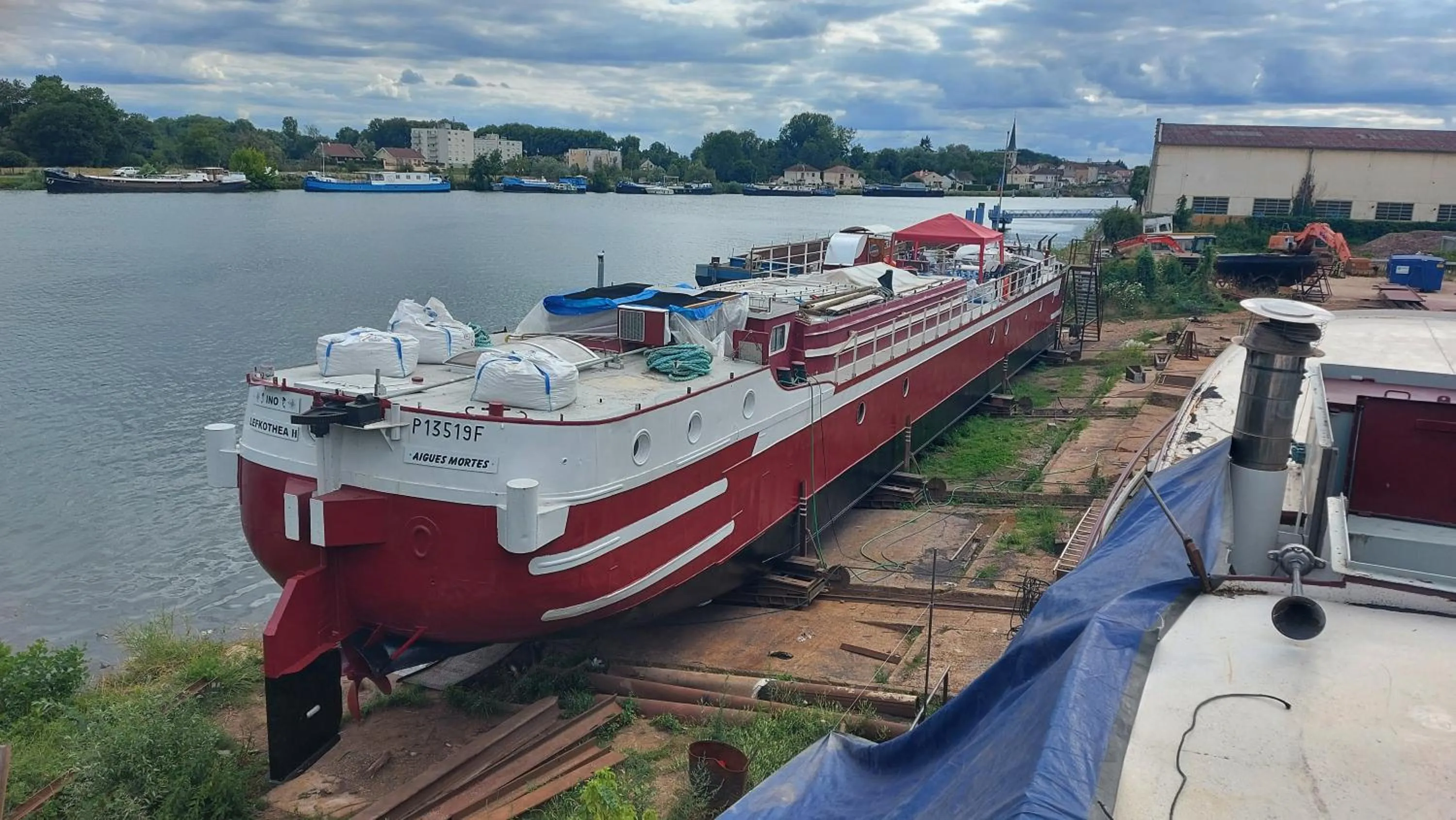 péniche Ino Lefkothea II chambre d'hôtes