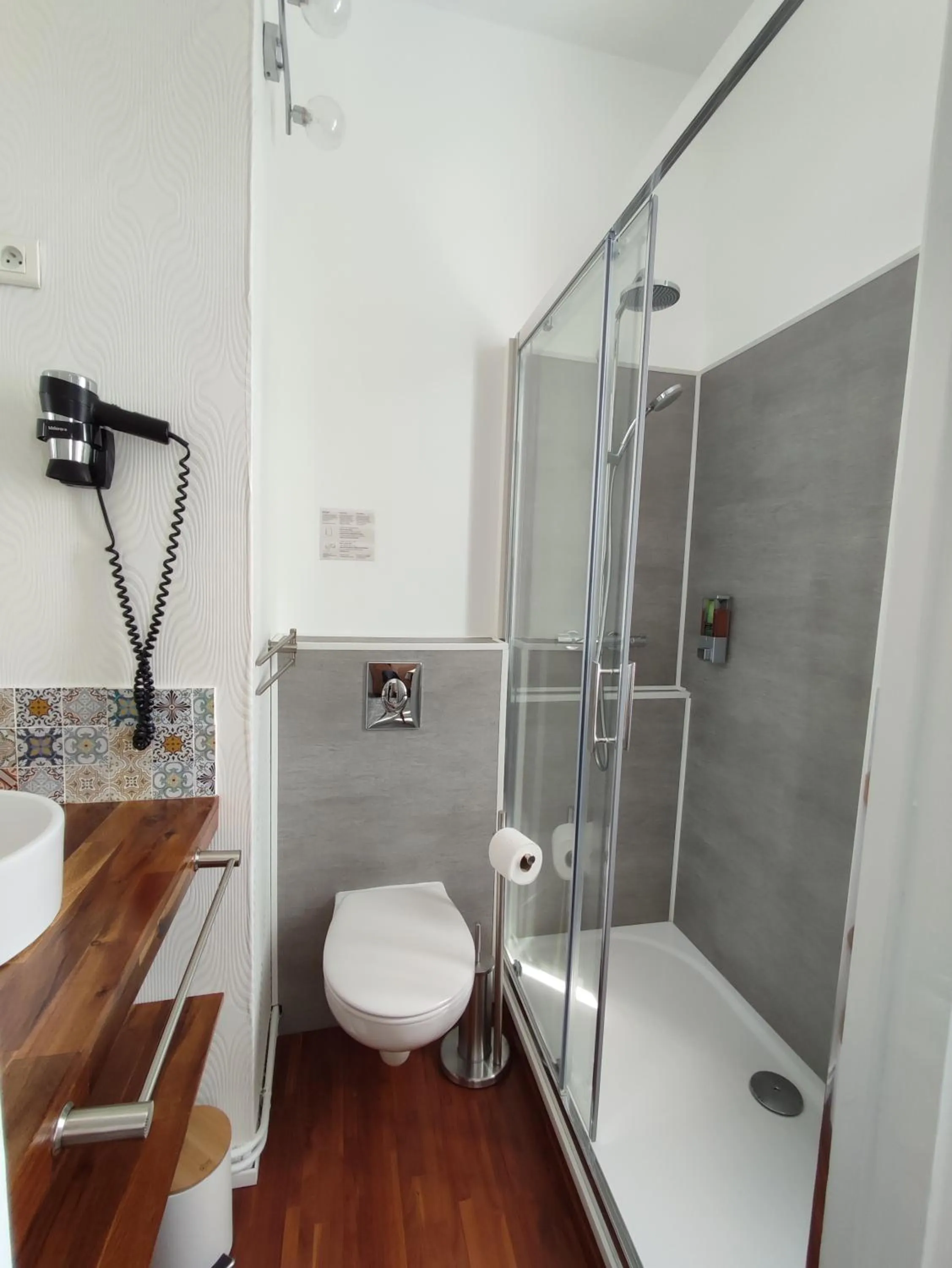 Shower in Demeures & Châteaux - Hôtel Le Saint Pierre, La Baule-Escoublac