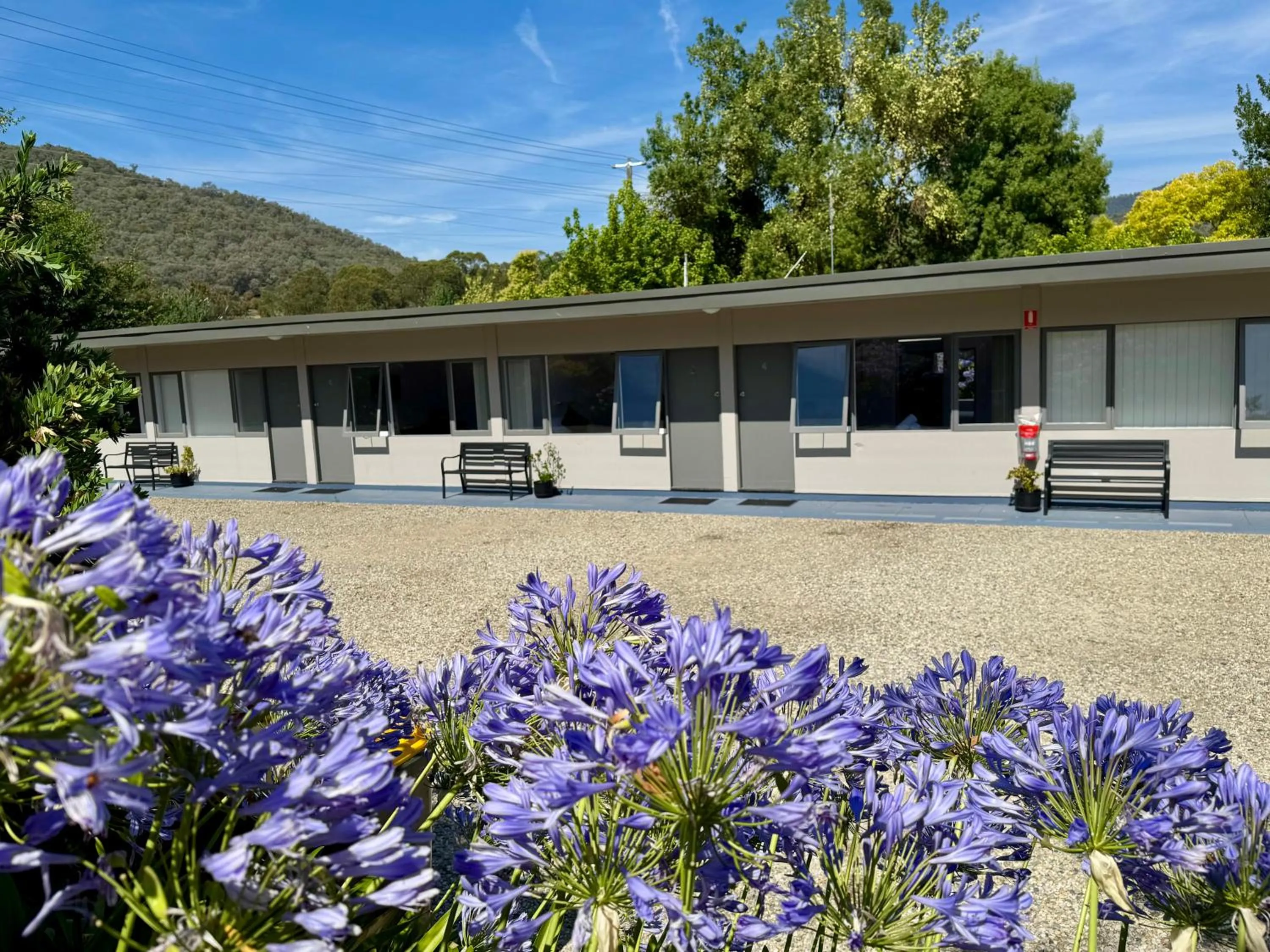 Property building in Mount Beauty Motor Inn